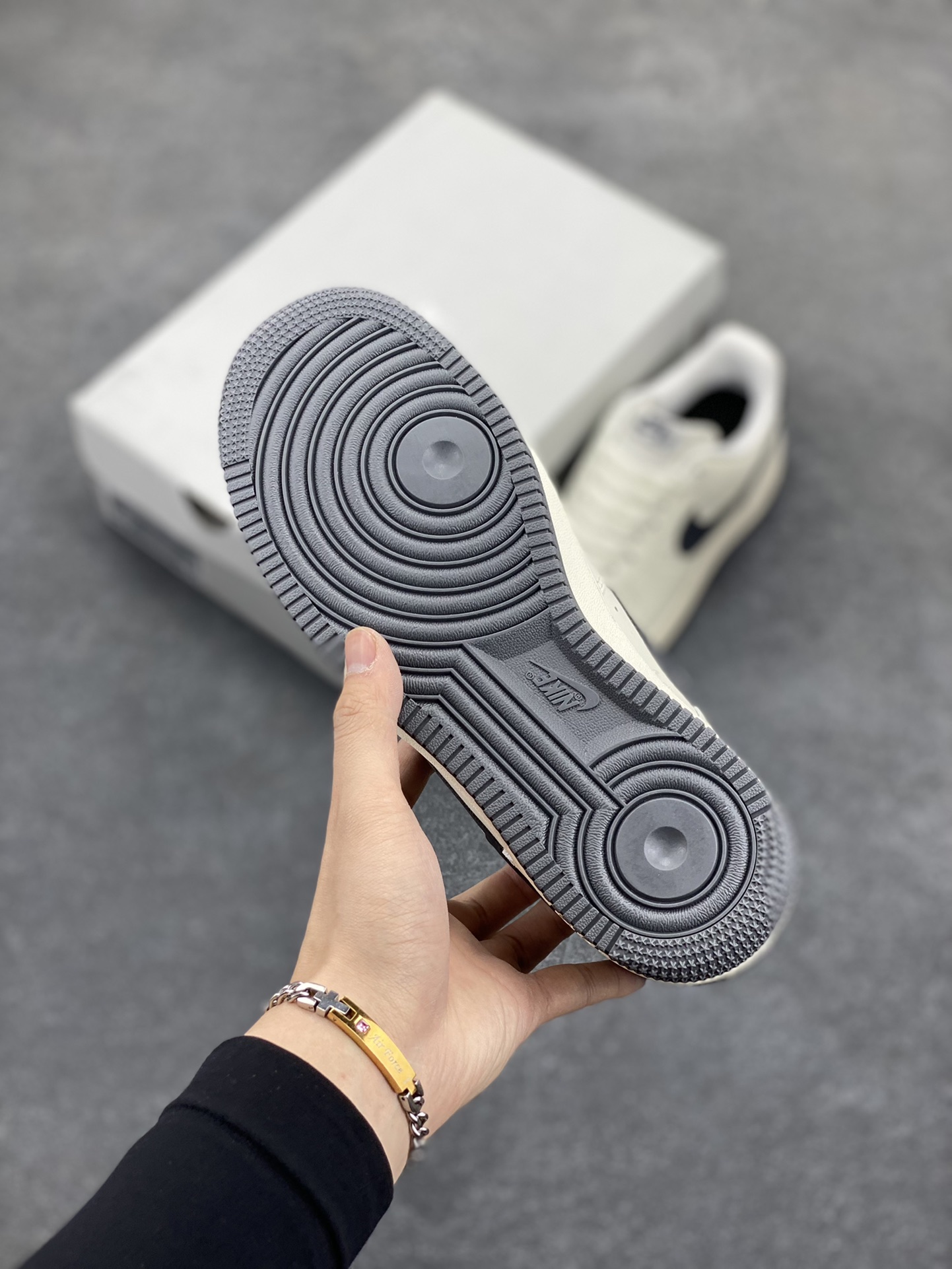 图片[5]-福利特价 Air Force 1\’ 07 原楦头原纸板 打造纯正空军版型 专注外贸渠道 全掌内置蜂窝气垫 #原盒配件 原厂中底钢印、拉帮完美 货号：CT7875-990 尺码：36 36.5 37.5 38 38.5 39 40 40.5 41 42 42.5 43 44 44.5 45-选品中心