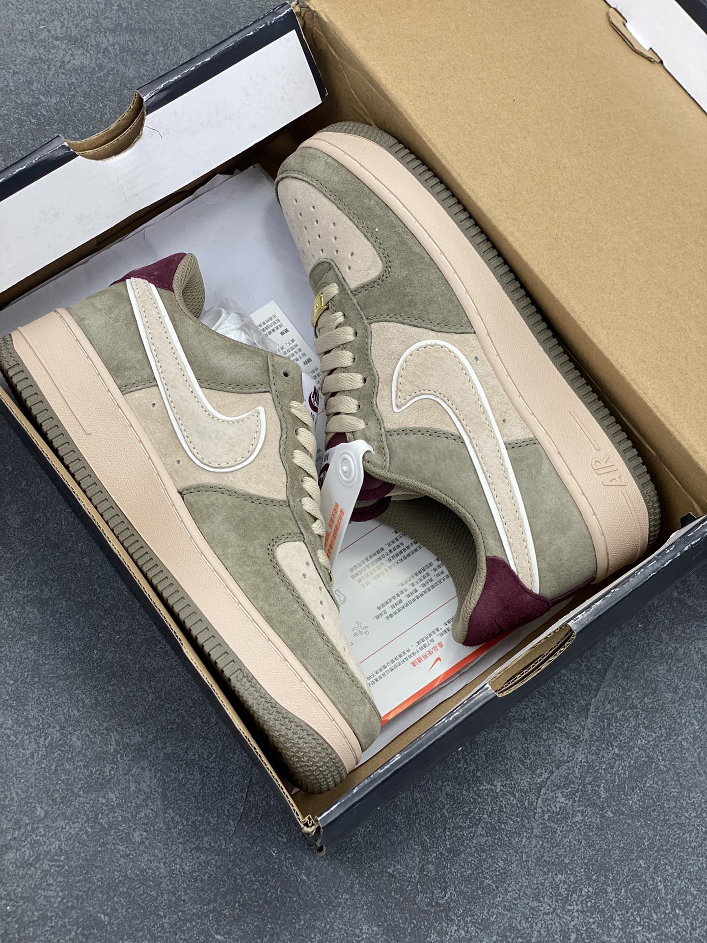 图片[9]-福利特价   Nike Air Force 1 Low 灰棕全麂皮低帮空军一号休闲板鞋 定制皮料 原楦原纸板 纯正空军版型 高清洁度 内置全掌气垫 货号：AV0383-229 尺码：36 36.5 37.5 38 38.5 39 40 40.5 41 42 42.5 43 44 44.5 45-选品中心