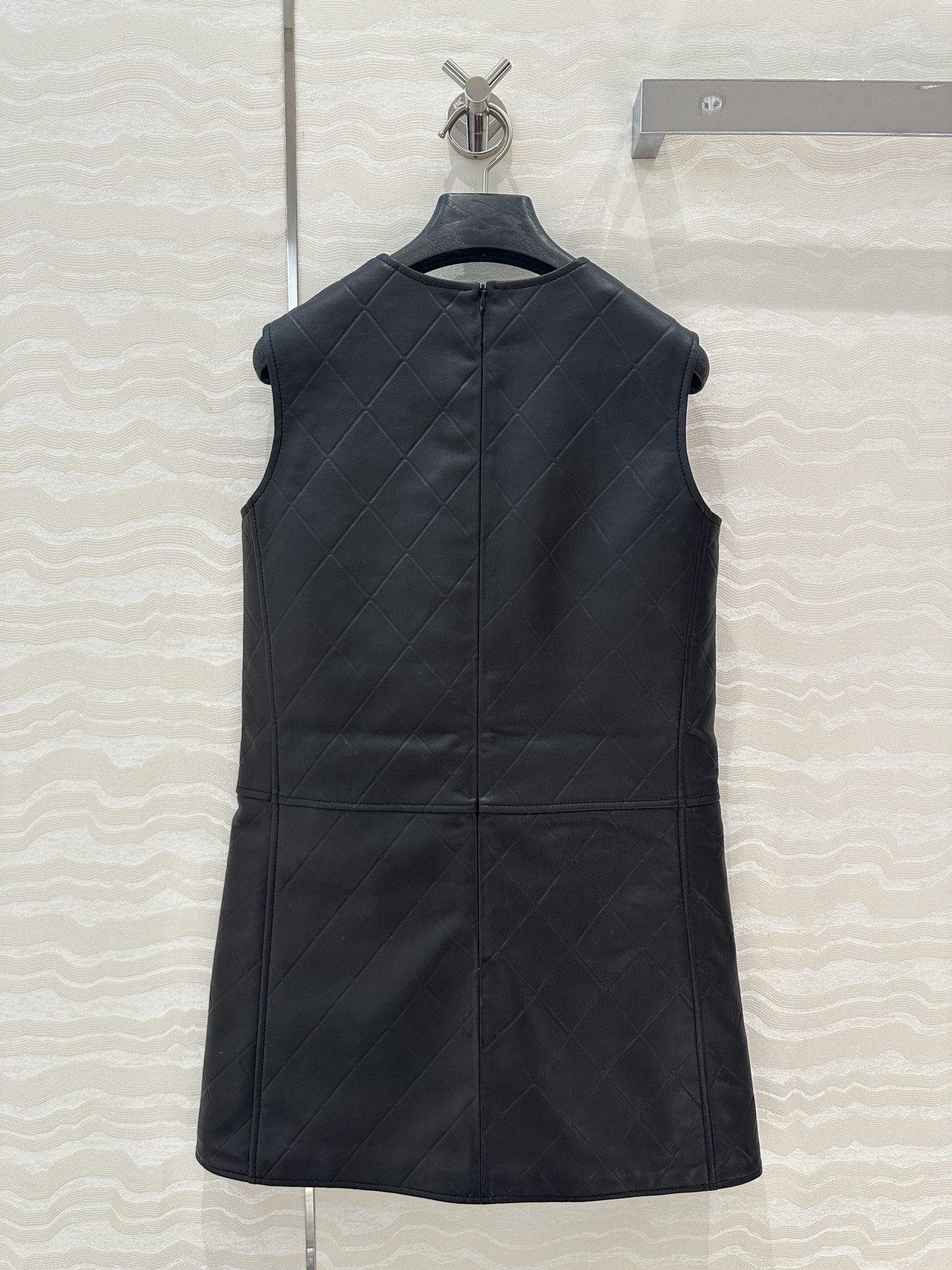 Elegant Women's Black Lambskin Leather Quilted Mini Dress with Pockets 8 i1741027775 9071 6