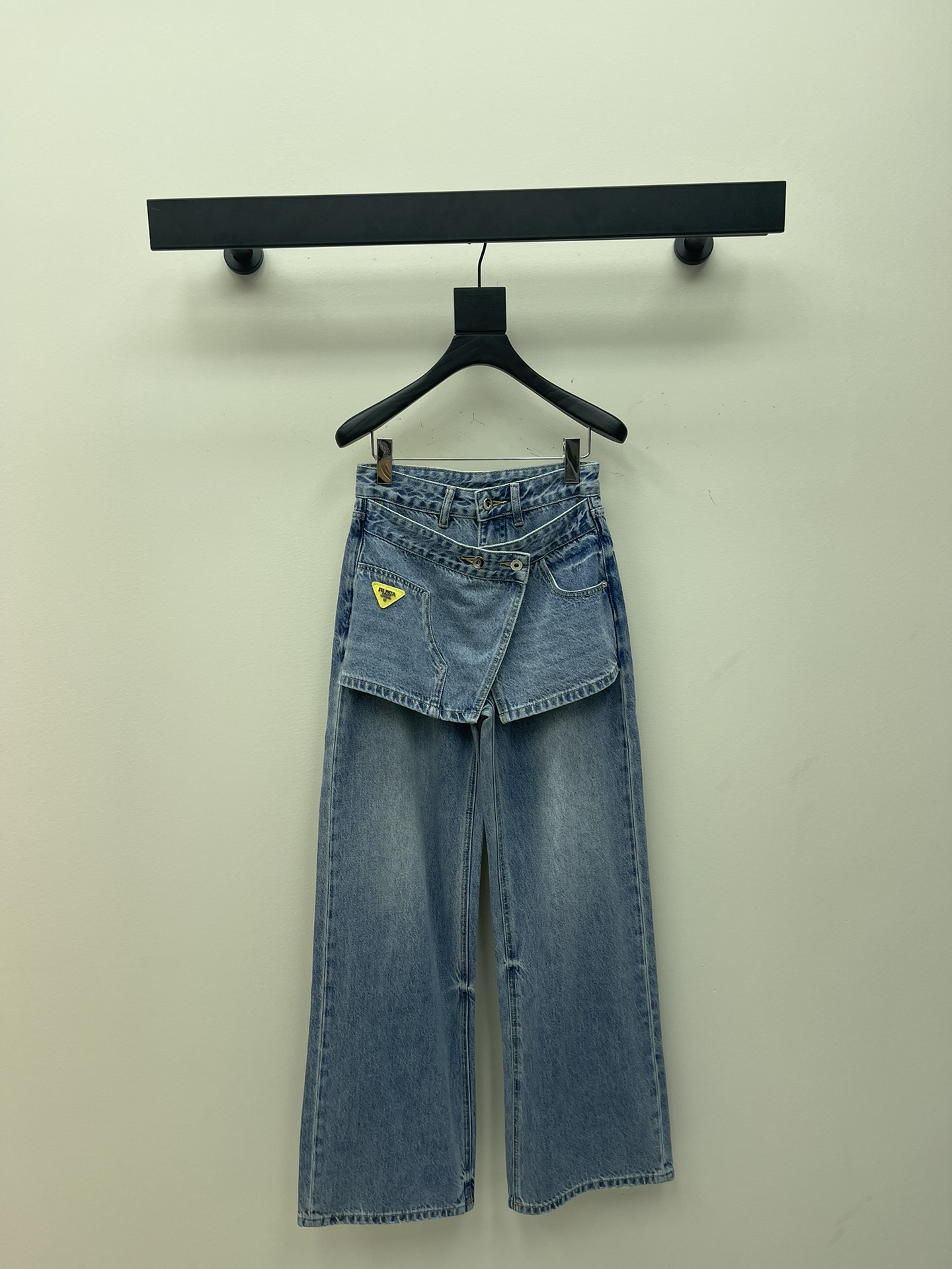 NO:323247,Prad*25 Spring and Summer New Original Custom American Retro Hot Girl Design Removable Fake Two-piece Ripped Grinding Washed Jeans Floor Pants/Blue SML AA,,prada,jeans,alexander wang19860909Prad*25春夏新款原创定制美式复古辣妹设计可拆卸假两件破洞磨水洗牛仔裤拖地裤/蓝色SML AA,,prada,jeans,alexander wang,Women's clothing