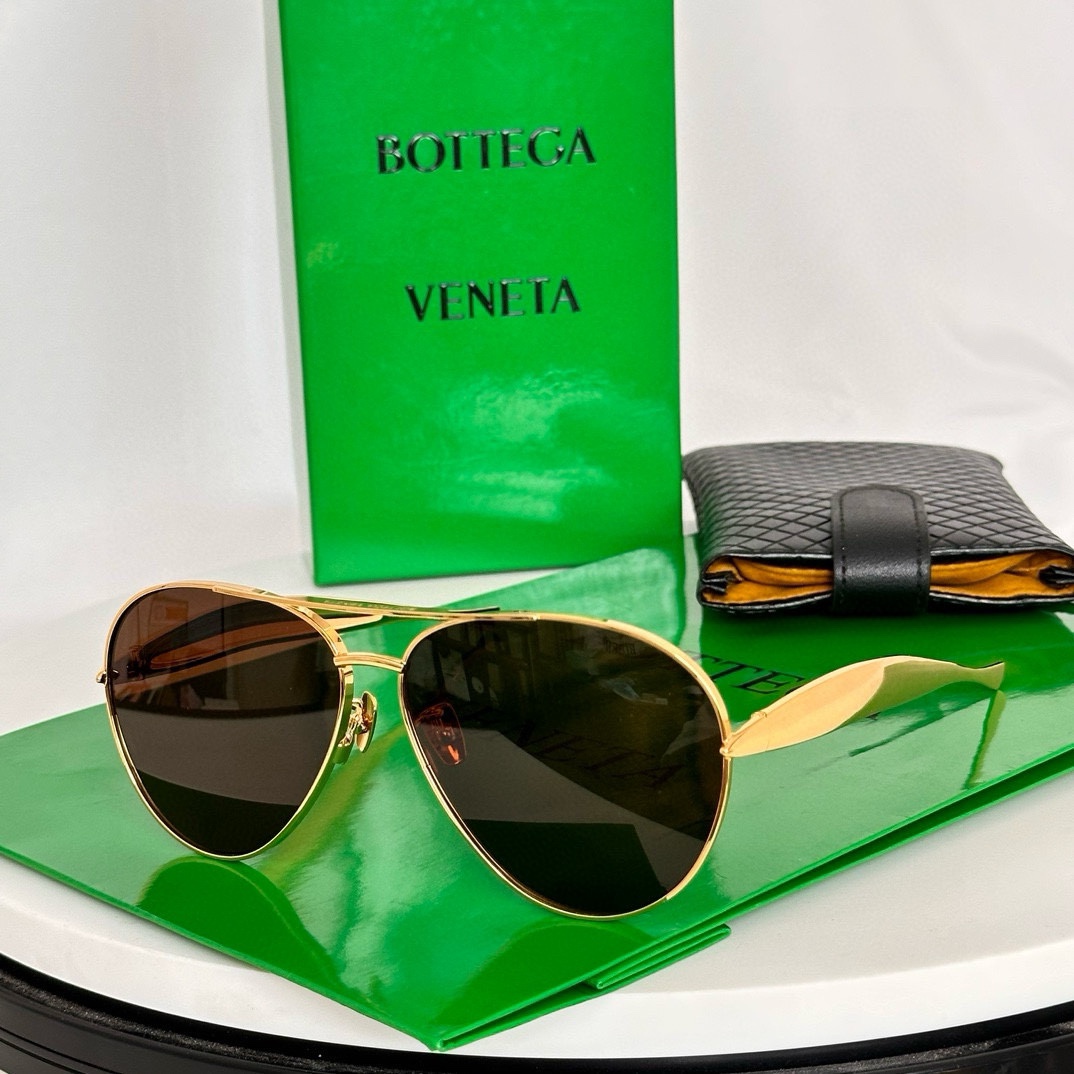  ‼️原版钛金鼻托
完美复刻
我们只会认真做好每一个细节
Bottega Venet*
Mod：BV13
