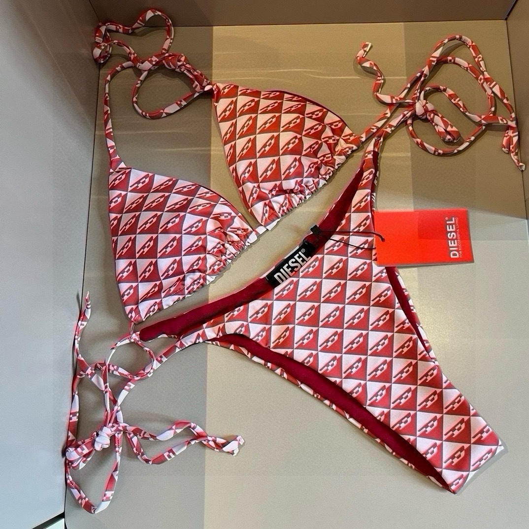 。

DIE SEL比基尼👙，分体泳衣，S M L XL