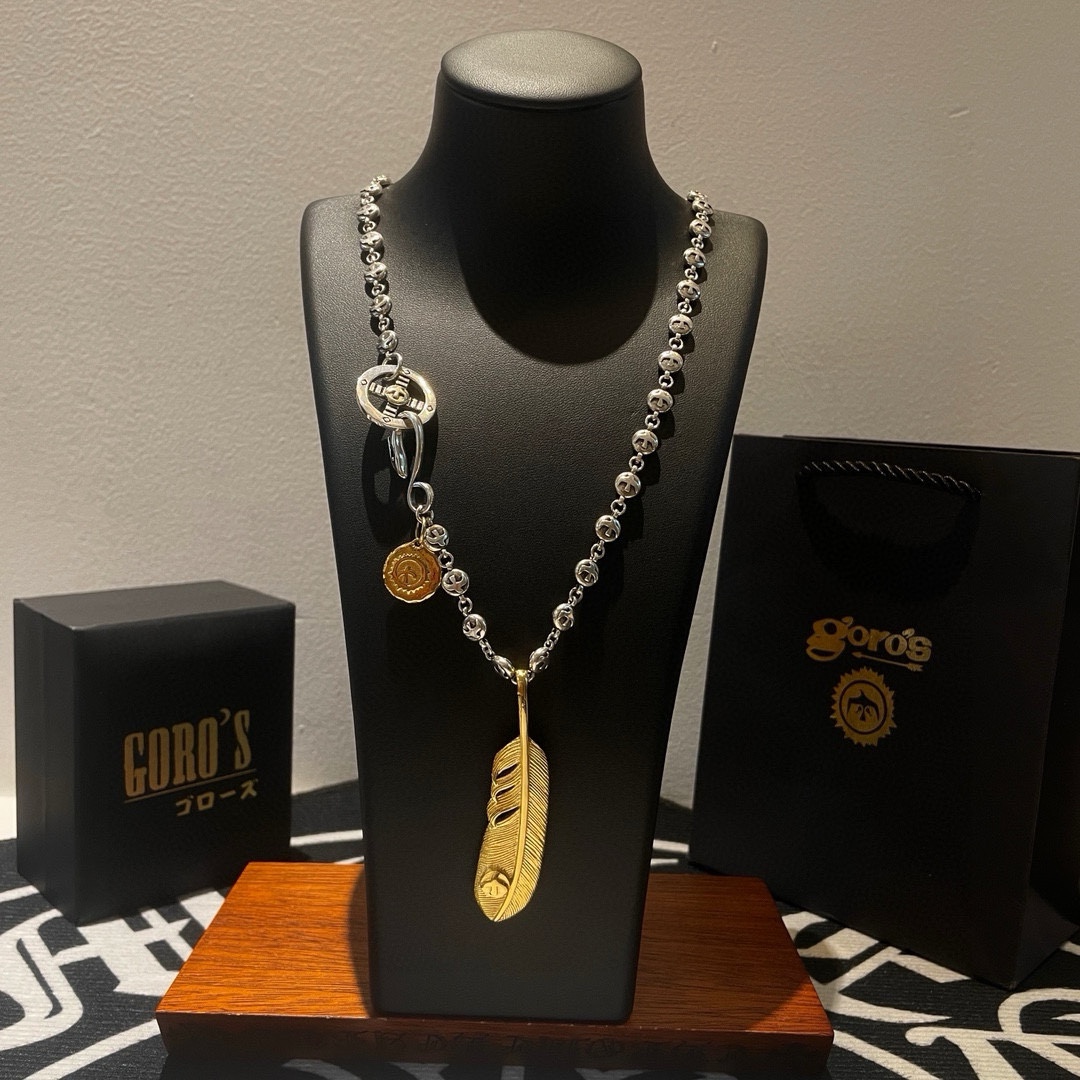 NO:106211,[New Products are on the Shelves] Goro Takahashi Goro retro golden feather pendant Takahashi classic necklace top version, accurate exclusive shooting, focus on the high-end market, absolutely different from the ordinary version!  The details of the picture product are consistent with ZP!  Original production process, precision quality, purely handmade, authentic model opening, fashion essentials, both men and women can wear, same couple style, rock punk silver style, retro elements, trendy and versatile, same style on the official website, fine jewelry, necklace, gold19860909【新品上架】Goro’s高桥吾郎复古黄金色羽毛吊坠 高桥经典项链 顶级版本 认准独家拍摄 主攻高端市场 绝对区别普通版本！图片产品细节与ZP一致！原版制作工艺 精工品质 纯手工打造 ～正品开模潮流时尚必备 男女均可佩戴 情侣款同款 摇滚朋克泰银风格 复古元素 潮流百搭 官网同款,饰品精品,necklace,gold,Jewelry