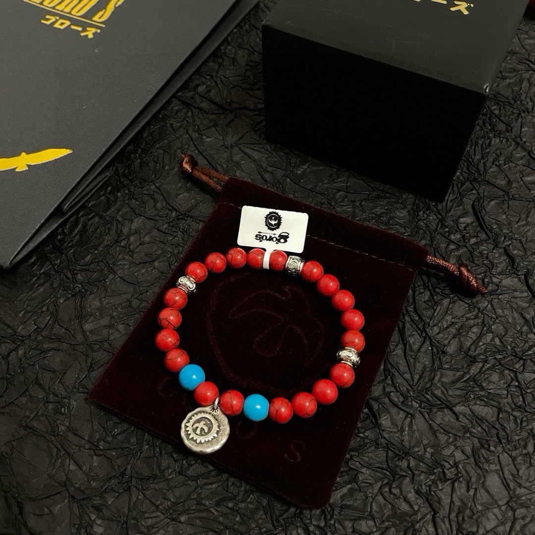 NO:115014,[New Products are on the Shelves] Goro Takahashi Goro Xiaoyin Piano Red Glass Bead Bracelet, Top Version, Accept Exclusive Shooting, Mainly Attack on the High-end Market, Absolutely Different from the Ordinary Version!  The details of the picture product are consistent with ZP!  Original production process, precision quality, purely handmade, authentic model opening, fashion essentials, both men and women can wear, same couple style, rock punk silver style, retro elements, trendy and versatile, same style on the official website, fine jewelry, bracelet19860909批【新品上架】Goro’s高桥吾郎小银牌红色琉璃珠手串手链,顶级版本 认准独家拍摄 主攻高端市场 绝对区别普通版本！图片产品细节与ZP一致！原版制作工艺 精工品质 纯手工打造 ～正品开模潮流时尚必备 男女均可佩戴 情侣款同款 摇滚朋克泰银风格 复古元素 潮流百搭 官网同款,饰品精品,bracelet,Jewelry