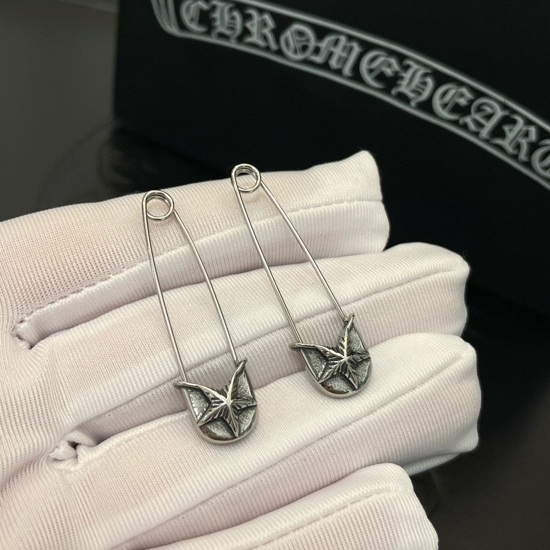 NO:106217,chrome heart—Cross heart pin stud earrings, handmade one-to-one, ancient silver style, counter original!  , jewelry boutique, chrome hearts, chrome hearts, earrings19860909批 chrome heart—克罗心别针耳钉耳环,手工一比一制作 古银风格 专柜原版！,饰品精品,chrome hearts,chrome hearts,earrings,Jewelry