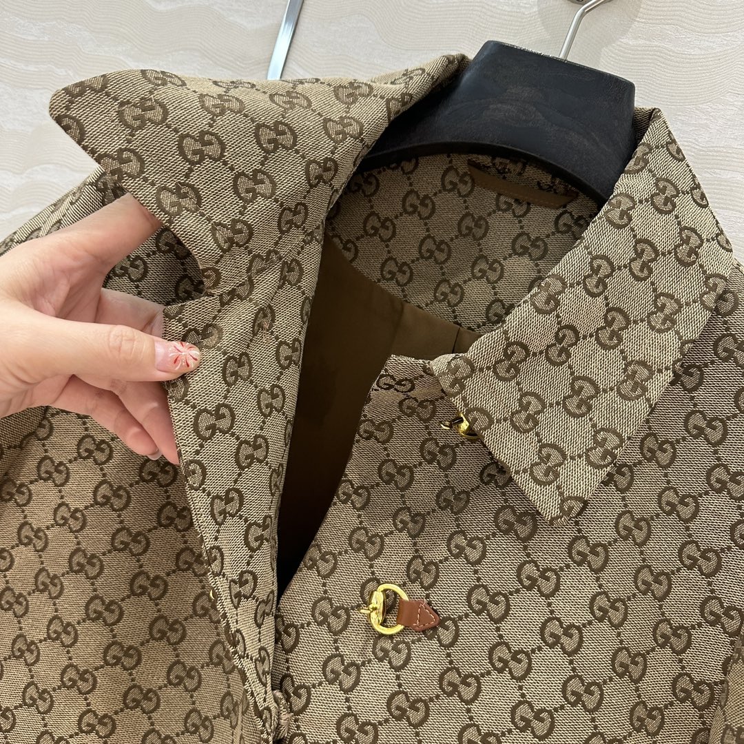 Gucci Monogram Short Sleeve Jacket with Horsebit Detail - Luxury Style 8 i1741110536 928 6