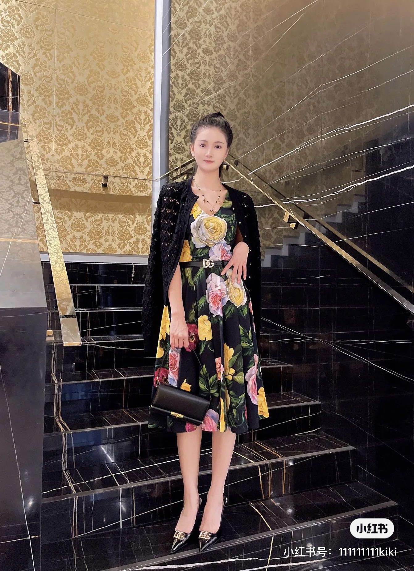 NO:322331,Model number D25030585 Dolce & Gabbana DG new style, colorful flower green leaf print, waist-hugging and slimming large skirt sleeveless vest dress!  (M size shoulder width 37, bust 88, waist 72, skirt length 103), Dolce & Gabbana, skirts, alexander wang19860909款号D25030585 杜嘉班纳DG新款 彩色花朵绿叶印花收腰显瘦大裙摆无袖背心连衣裙！（M码肩宽37,胸围88,腰围72,裙长103）,,Dolce&Gabbana,skirts,alexander wang,Women's clothing