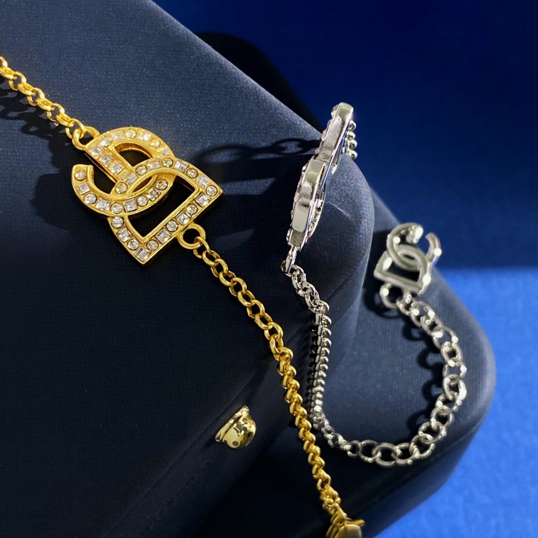 “D&G Dougabana High-Level Retrospective Fashion Bracelet in Bronze Material” - 图片 6