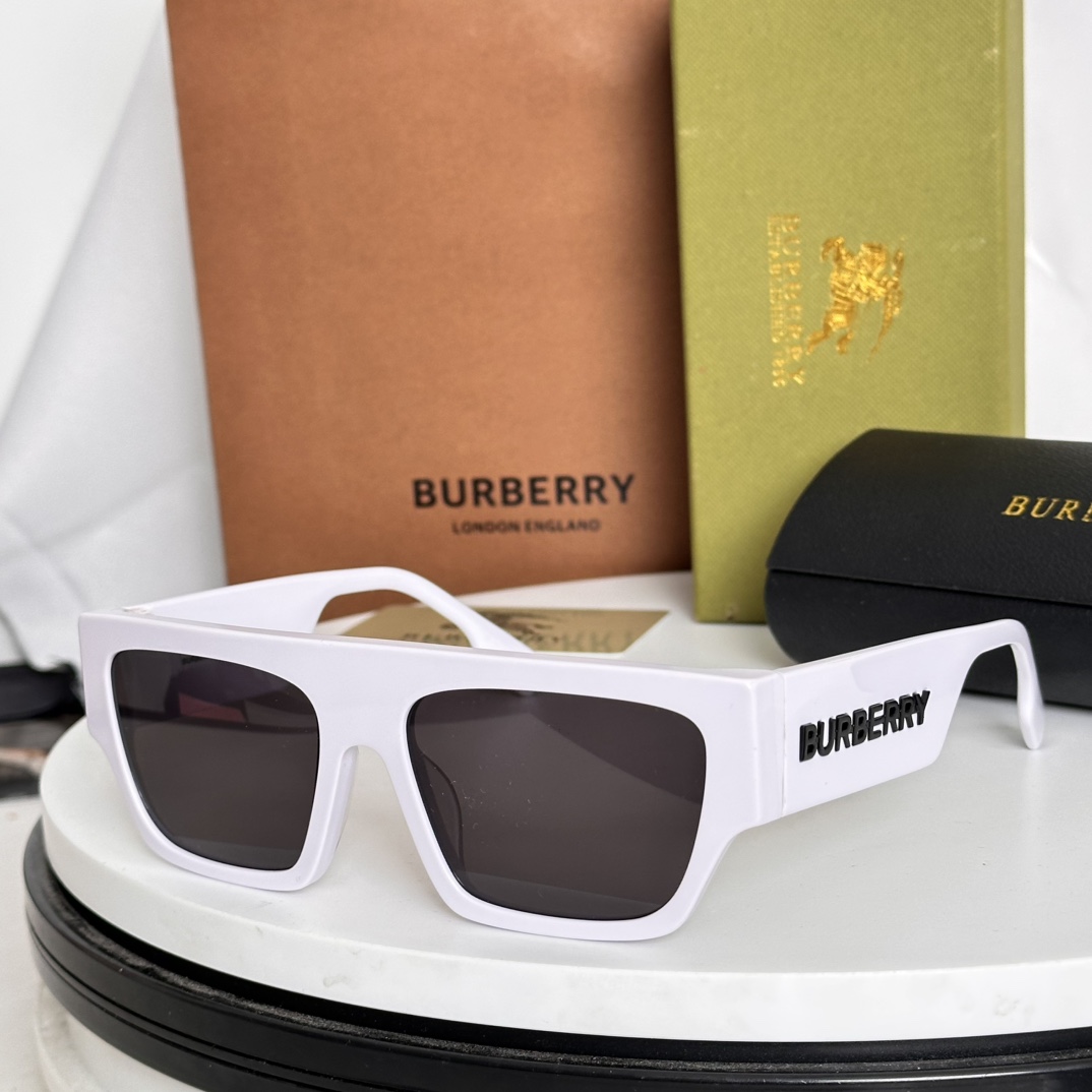  ‼️BURBERR*⭐️⭐️⭐️MODEL：4397U⭐️⭐️⭐️SIZE：56口18-145⭐️⭐️