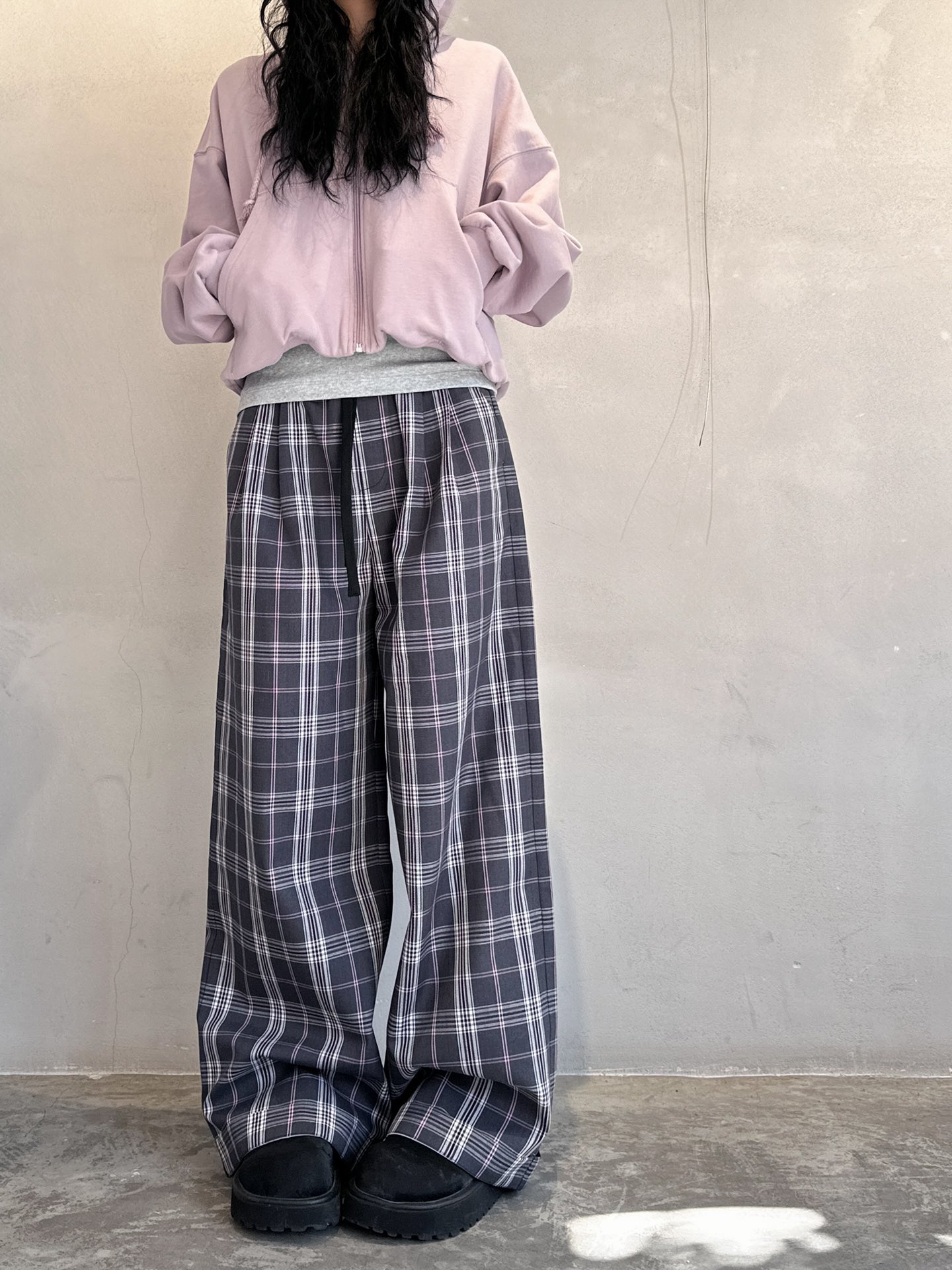  🆕ACNE｜新款长裤，纯棉面料，轻薄透气上身舒适，定制格纹配色经典百搭不过时，腰部抽绳可调节，尺码Sm