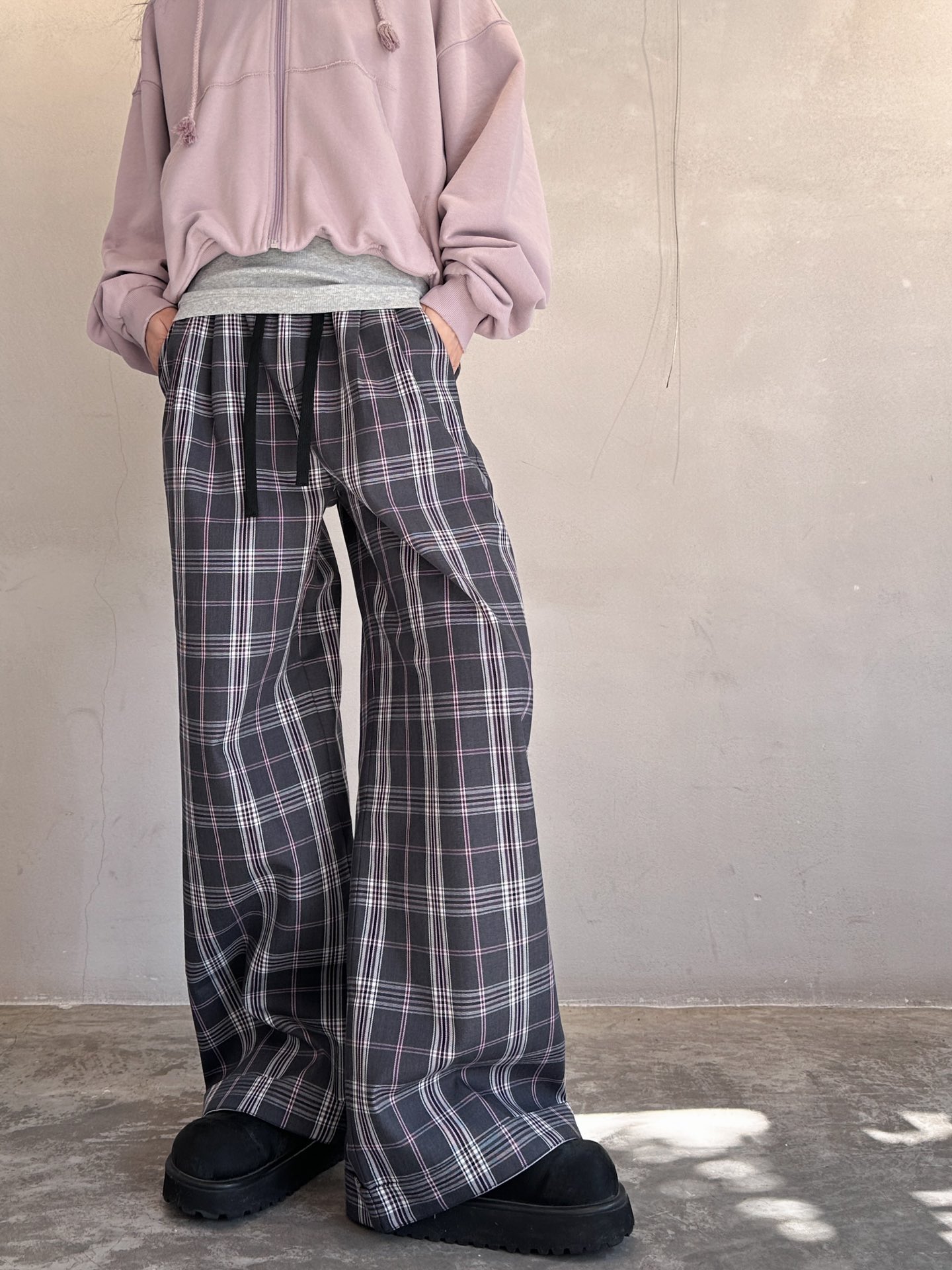 🆕ACNE｜新款长裤，纯棉面料，轻薄透气上身舒适，定制格纹配色经典百搭不过时，腰部抽绳可调节，尺码Sm