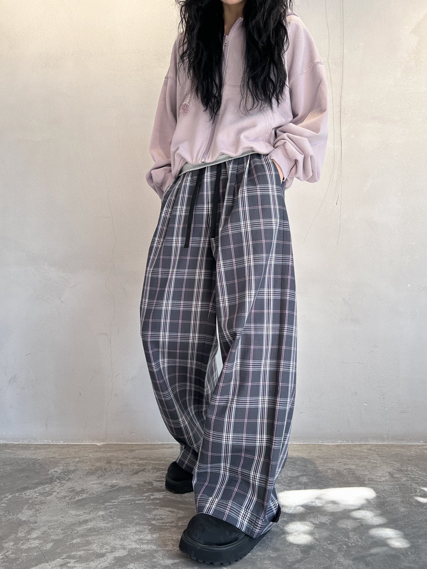  🆕ACNE｜新款长裤，纯棉面料，轻薄透气上身舒适，定制格纹配色经典百搭不过时，腰部抽绳可调节，尺码Sm
