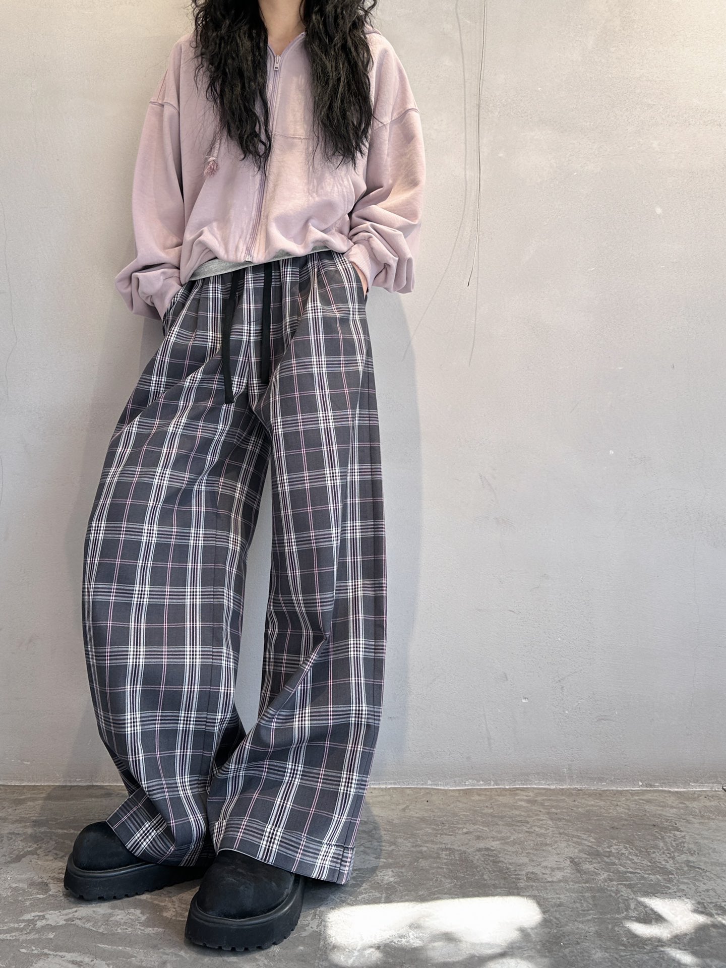  🆕ACNE｜新款长裤，纯棉面料，轻薄透气上身舒适，定制格纹配色经典百搭不过时，腰部抽绳可调节，尺码Sm