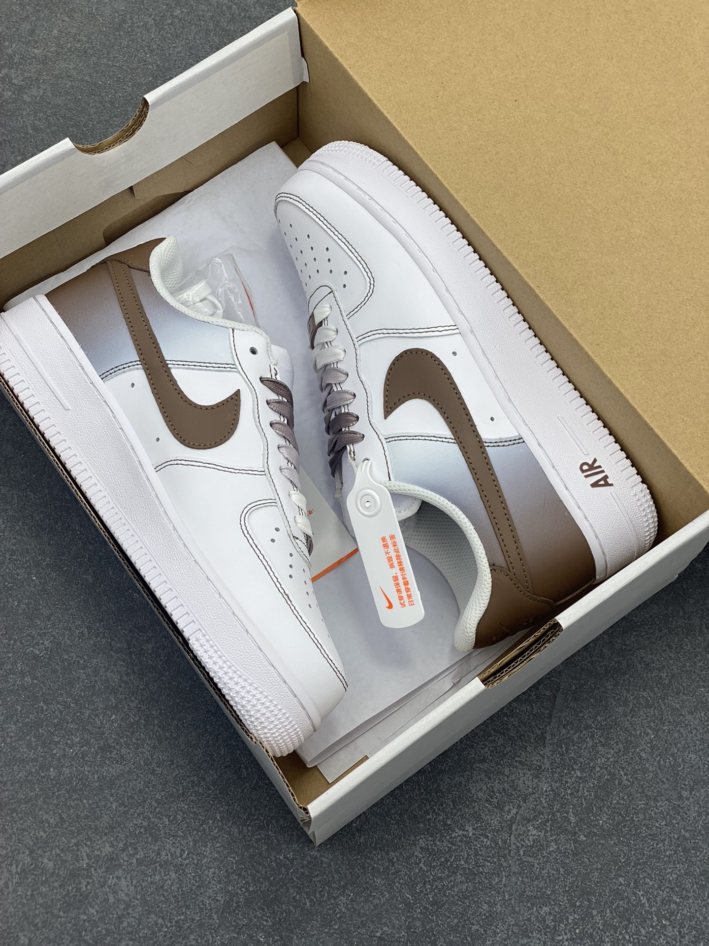 图片[9]-Nike Air Force 1 Low’07 渐变棕勾 空军一号低帮休闲板鞋 定制皮料 定制鞋盒 原楦原纸板 纯正空军版型 内置全掌气垫 货号：FN0366-103 尺码：36 36.5 37.5 38 38.5 39 40 40.5 41 42 42.5 43 44 44.5 45-选品中心