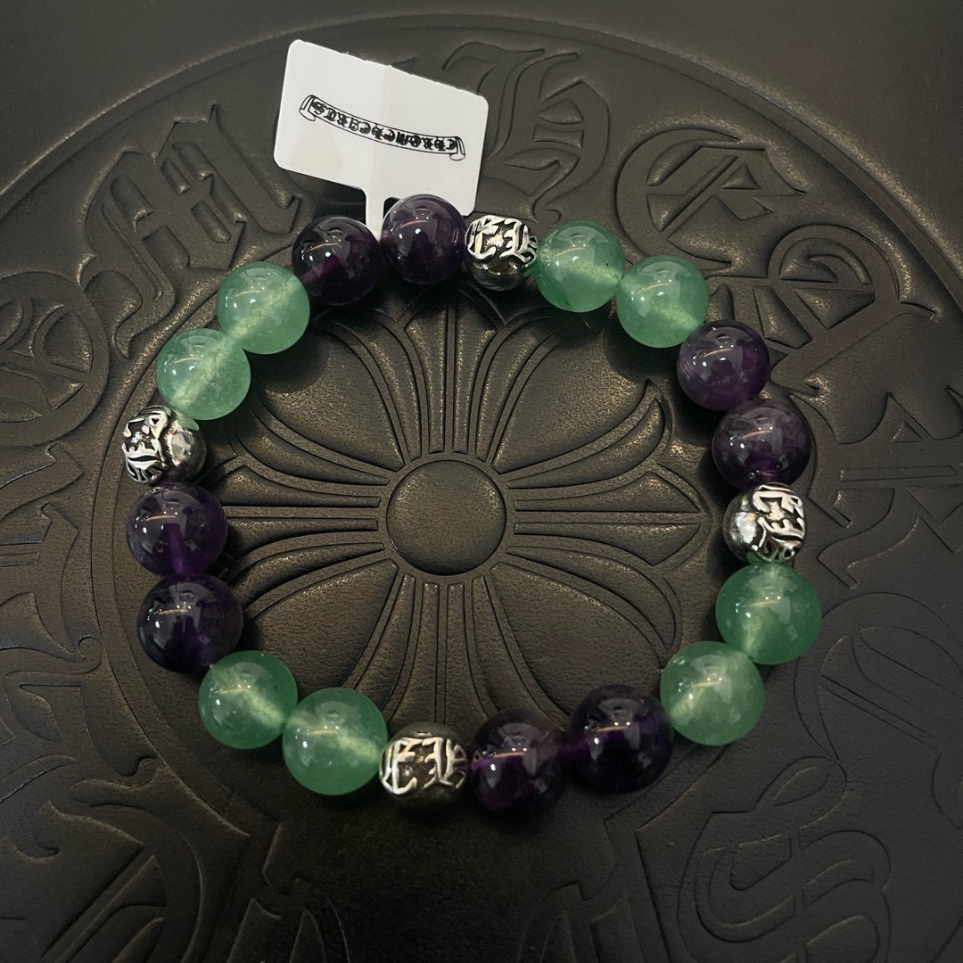 NO:106659,Batch New model [Counter Quality] Chrome Hearts Croxin classic retro multi-element bracelet, different pattern design styles with concave and convex shapes, presenting uniqueness. Cross Scout flowers are Croxin's ambitions, so they last longer. Genuine version of Chrome Hearts Croxin, differentiating the market ordinary light version, matching the quality, looking at the details of the letter printing, retro old gray oxygen level. Seiko version!  !  !  Pure handmade ~ Authentic model opening must-have fashion and fashion, both men and women can wear it, same style for couples, original official website, rock punk style silver style, retro elements, trendy and versatile!  , jewelry boutique, chrome hearts, chrome hearts, bracelet19860909批 新款【专柜品质】Chrome Hearts克罗心经典复古多元素手串手链,凹凸造型不同的花纹设计风格 呈现出与众不同 十字架 童军花是克罗心的志 所以更经久不衰 正品打版Chrome Hearts克罗心 区别市场普通轻版 对版对标品质 看字印细节 复古做旧灰氧程度.精工版本！！！ 纯手工打造 ～正品开模潮流时尚必备 男女均可佩戴 情侣同款 官网原版 摇滚朋克泰银风格 复古元素 潮流百搭！,饰品精品,chrome hearts,chrome hearts,bracelet,Jewelry