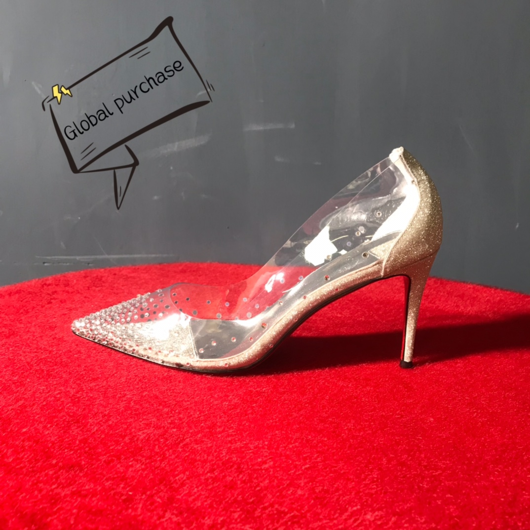 NO:100600,High-end customization 2025 diamond classic series!  H8.5Cm, size 34-42. 35. 40. 41. 42. 9039-004. Silver Greet, white imitation of the Ao Diamond. Silver Sheepskin Official Website Picture Standard European Code Reference: 9039-004 Color: silver/silver Material: PVC/Diamond Lining: goat leather Heel height: 8.5Cm Sole: leather sole Size: EUR 34-42 (US 4-11):,,christian louboutin,louis vuitton,sheepskin19860909高端订制 2025钻石精典款系列！ H8.5Cm,尺码34-42码.35码40码41码42码不退不9039-004.银格力特,白色仿奥钻.银羊皮里 官网图 标准欧码 Reference:9039-004 Color:silver/silver Material:PVC/Diamond Lining:goat leather Heel heigh:8.5Cm Sole:leather sole Size:EUR 34－42（US 4一11) :,,christian louboutin,louis vuitton,sheepskin,Women's Shoes