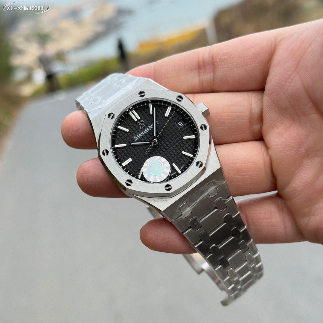 Audemars Piguet 15500 Series Men's Watch - Sapphire Glass & Steel Band 6 i1741236806 8762 4