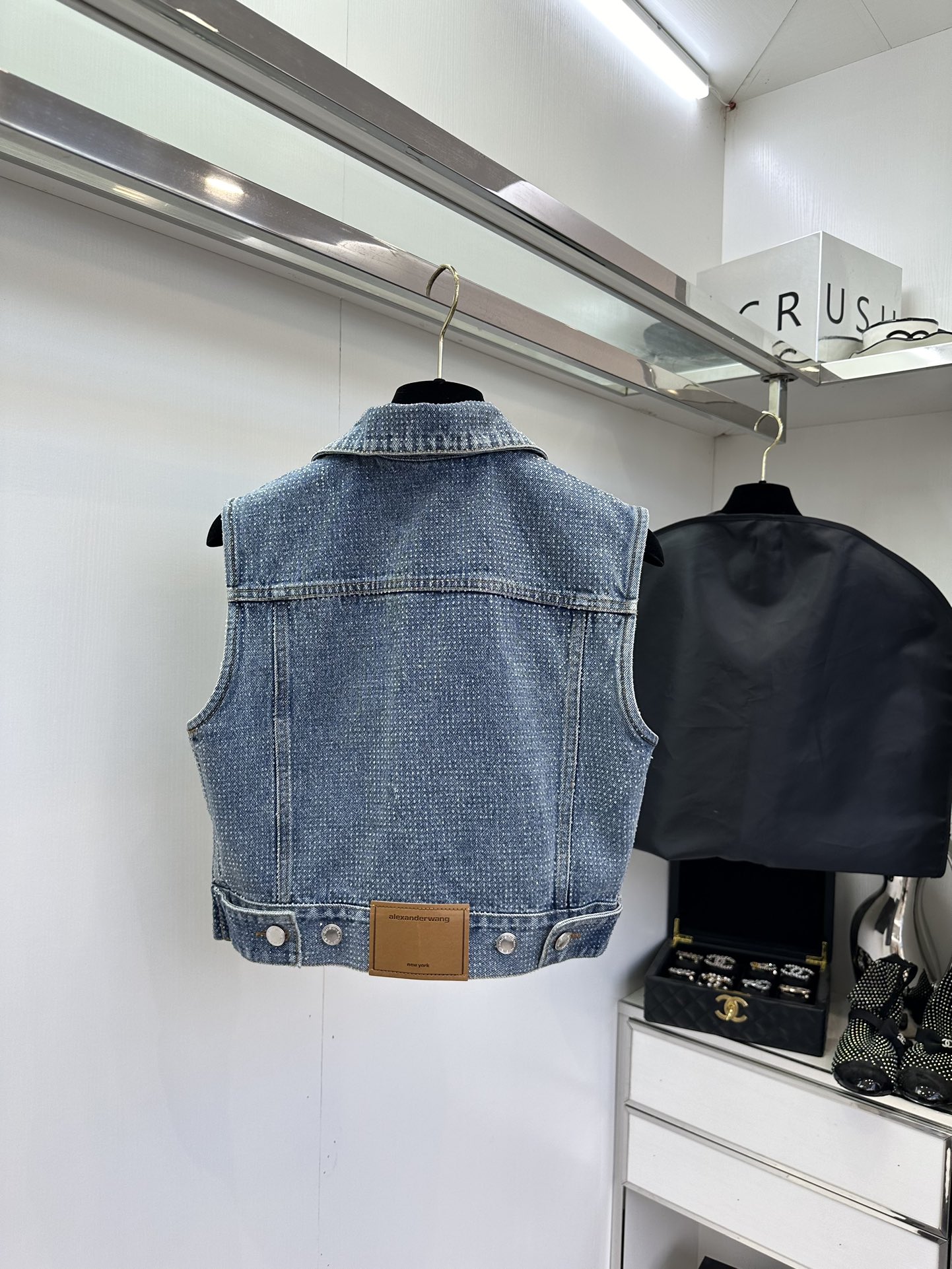 Stylish Cowboy Vest Suit for Women in Time-Consuming Design, Available in Sizes S, M, L - 图片 3