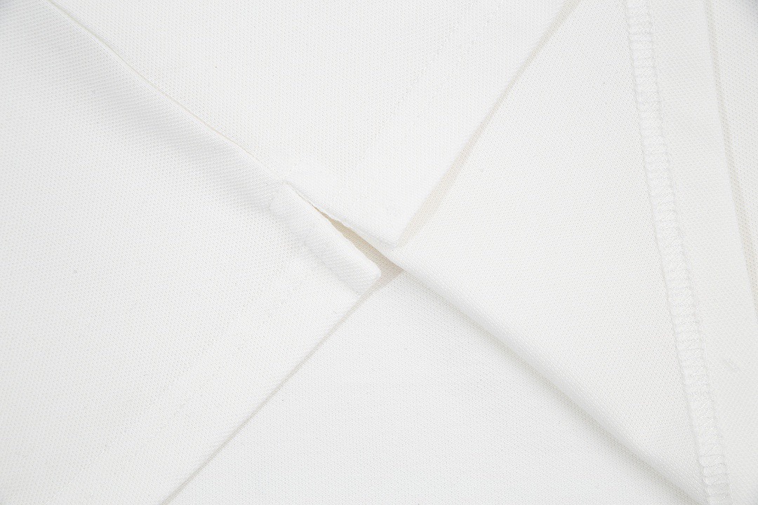 范思哲VERSACE 夏季新款 金色老人头刺绣翻领短袖polo衫 黑色/白色