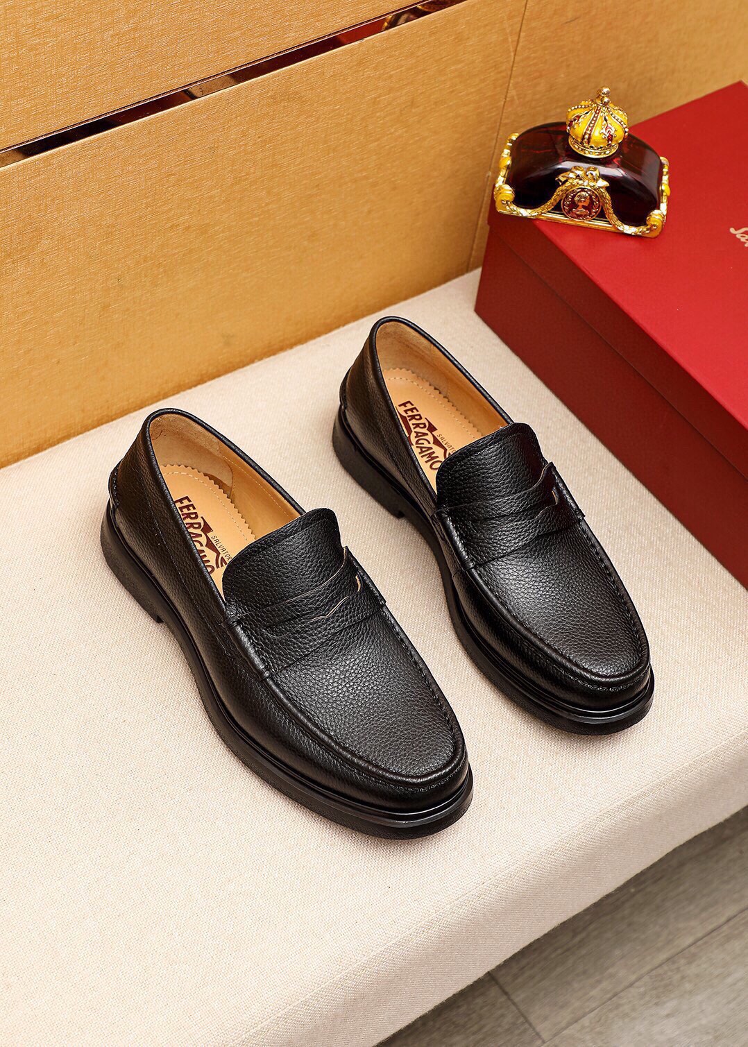 NO:272880,Product trademark Ferragamo 