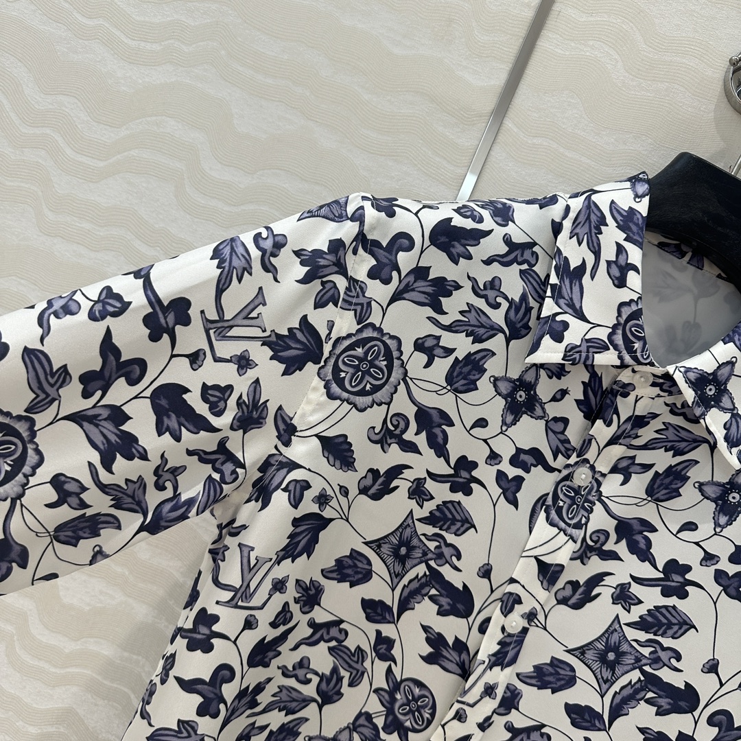 Louis Vuitton Monogram Floral Silk Twill Shirt - Classic & Elegant 5 i1741281533 2931 3