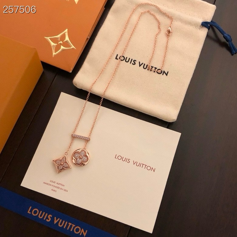 Louis Vuitton 精工版本路易威登双花项链 专业扣施华洛水晶