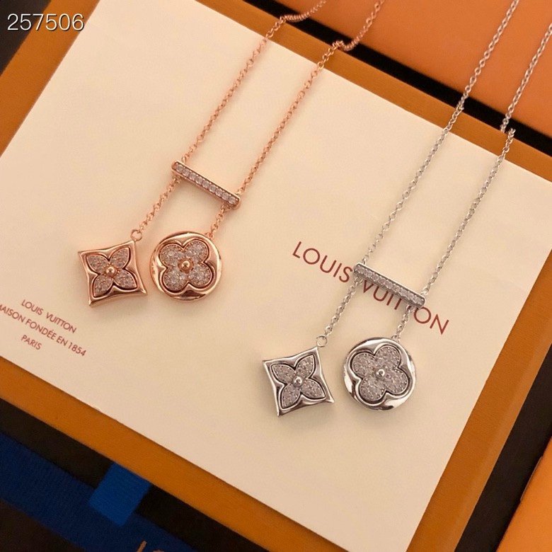 Louis Vuitton 精工版本路易威登双花项链 专业扣施华洛水晶