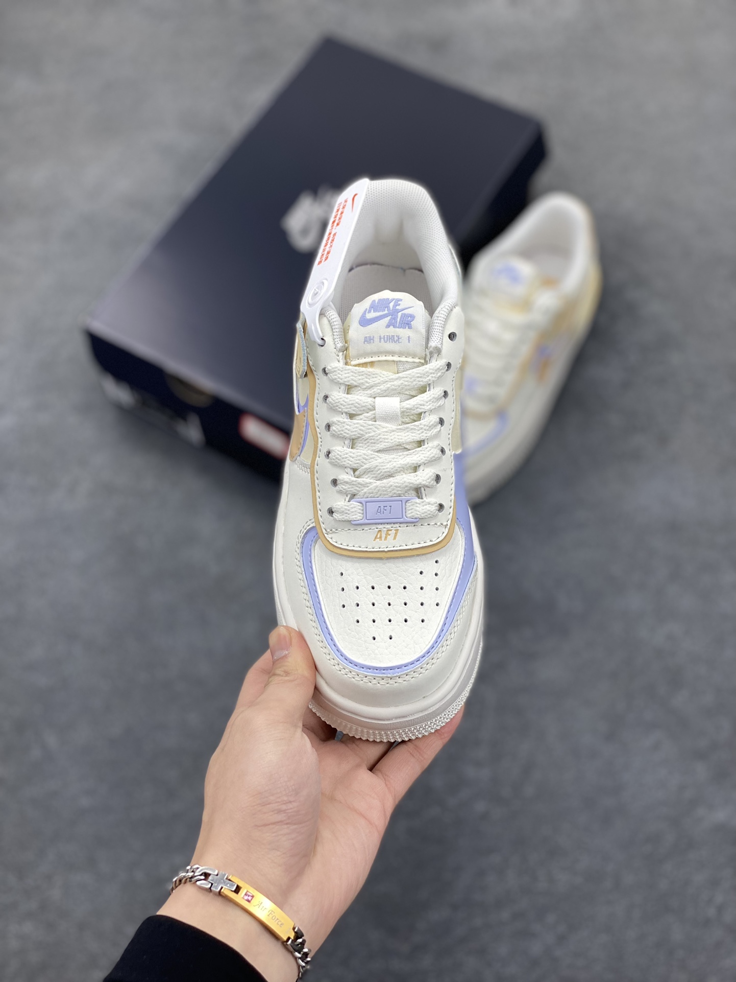 图片[2]-NK Air Force 1 Shadow 轻量增高低帮百搭板鞋\”拼接马卡龙\” 全新少女系解构主义设计双层轻量EVA发泡中底+防滑RB橡胶外圈底鞋底 原楦头原纸板 打造纯正空军版型 专注外贸渠道 全掌内置蜂窝气垫 原盒配件 原厂中底钢印、拉帮完美 货号： DZ1847-114 尺码：35.5 36 36.5 37.5 38 38.5 39 40 40.5 41 42-选品中心