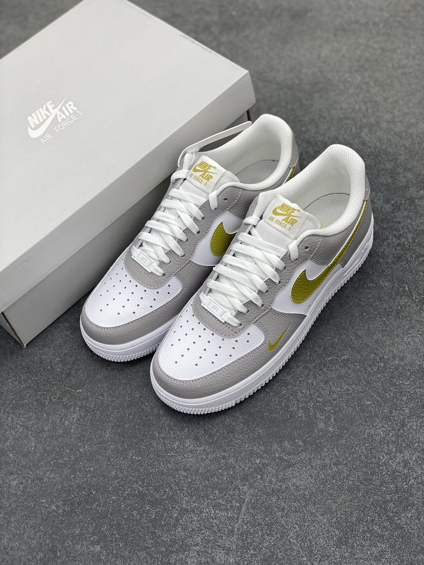 图片[8]-Air Force 1\’ 07 灰绿 原楦头原纸板 打造纯正空军版型 专注外贸渠道 全掌内置蜂窝气垫 #原盒配件 原厂中底钢印、拉帮完美 货号：IB3881-001 尺码：35.5 36 36.5 37.5 38 38.5 39 40 40.5 41 42 42.5 43 44 44.5 45-选品中心