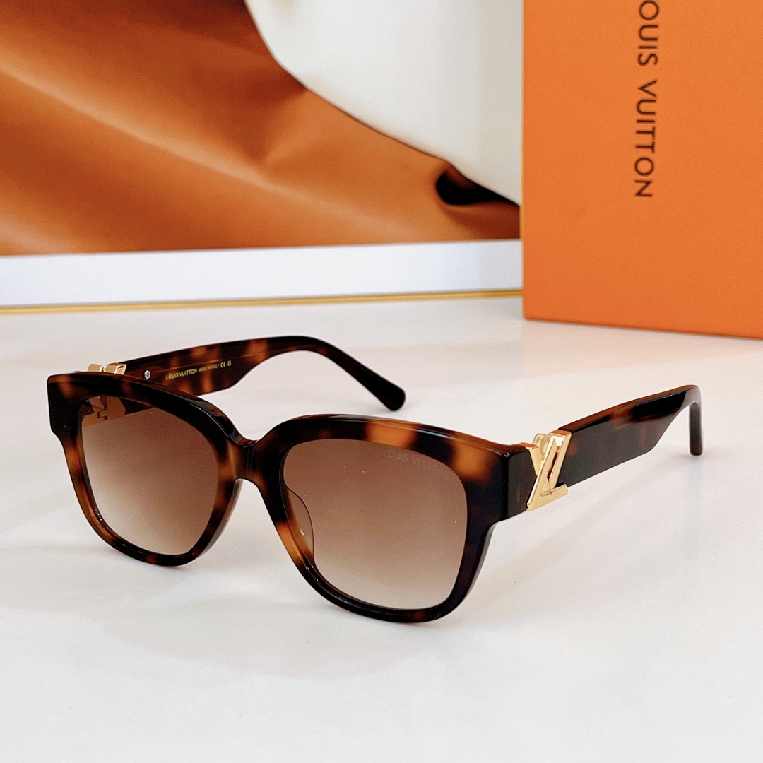  LOUIS VUITTON
MOD：Z1762
Size：53口18-140
🔝🔝