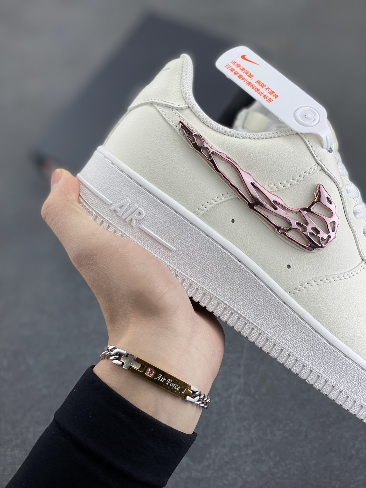 图片[6]-Nike Air Force 1 Low 毒液 空军一号低帮运动休闲板鞋 原楦头原纸板 打造纯正空军版型 专注外贸渠道 全掌内置蜂窝气垫 原盒配件 原厂中底钢印、拉帮完美 货号：IF1686-161 尺码：36 36.5 37.5 38 38.5 39 40 40.5 41 42 42.5 43 44 44.5 45-选品中心