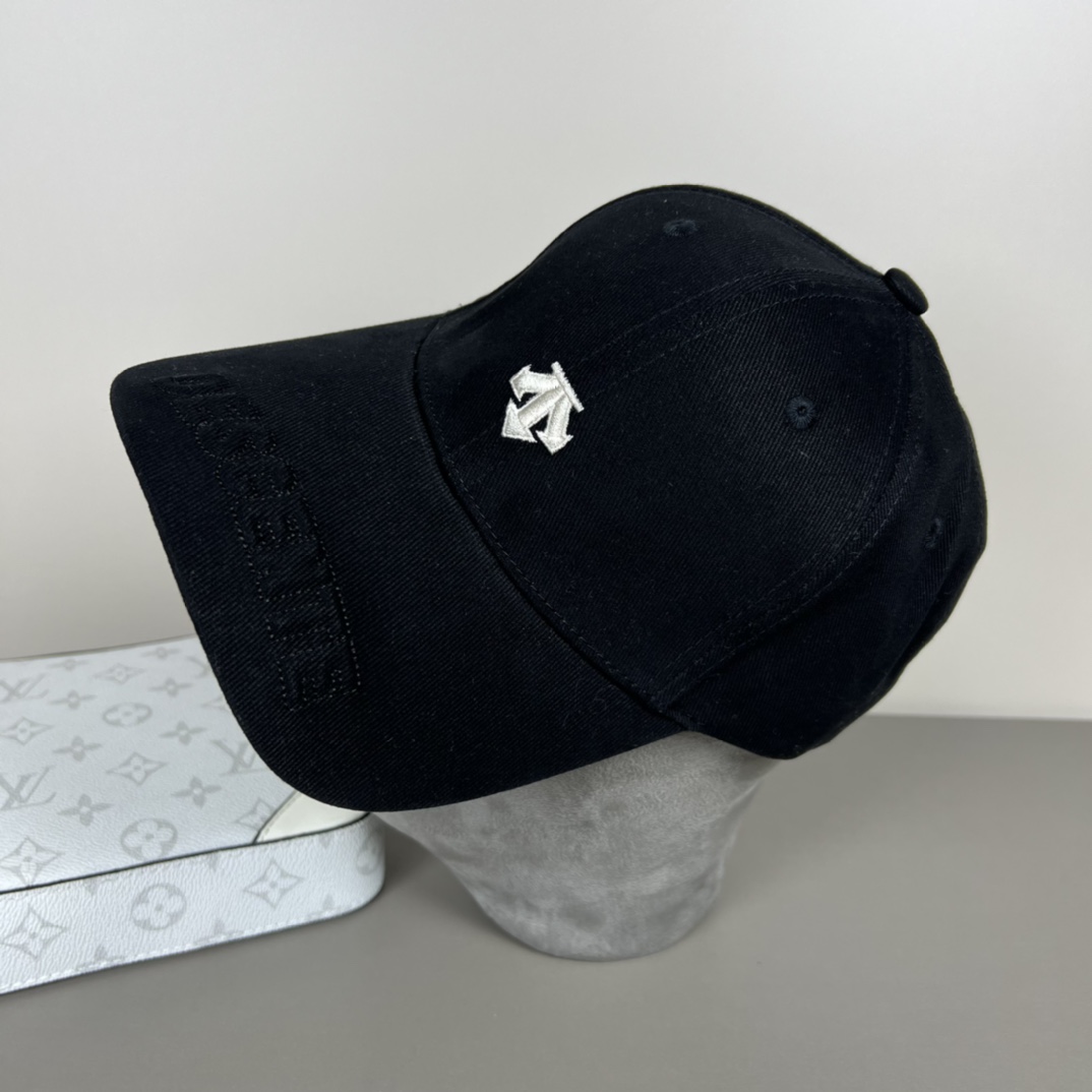 NO:227933,The new baseball cap of the Desante descente, Heavy Industry, creates a high-end and elegant style, and is versatile for both men and women!  Run volume!  Hat Straw Hat Fisherman Hat Baseball Hat, Hats, espadrilles, hats19860909迪桑特 descente新款棒球帽,重工打造高端大气,百搭款男女通用！跑量！帽子草帽渔夫帽棒球帽,帽子,espadrilles,hats,hat