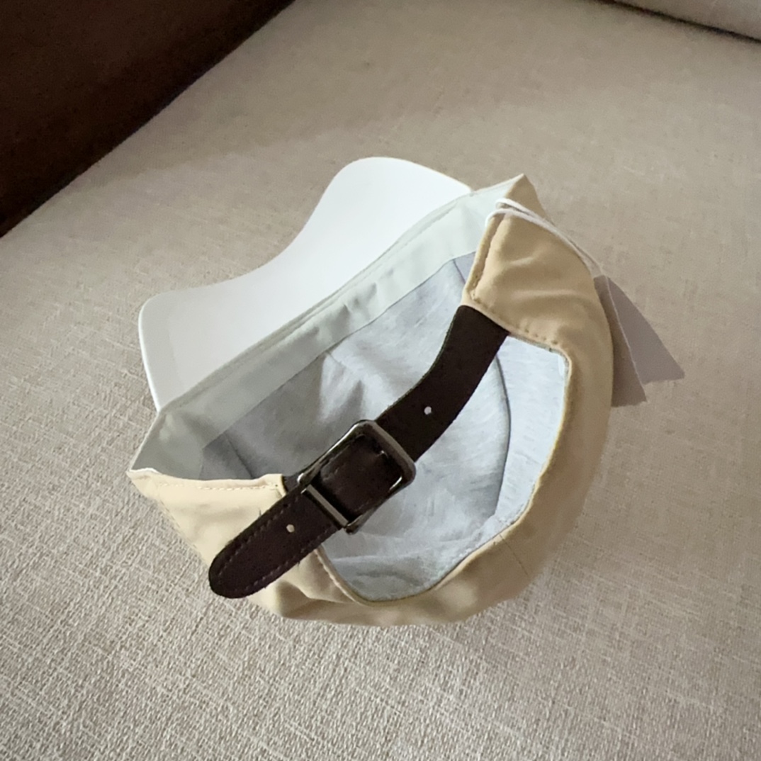 

brunello cucinelli布鲁内洛 •库奇内利  专柜新款高版本棒球帽，大牌同步，超好出货