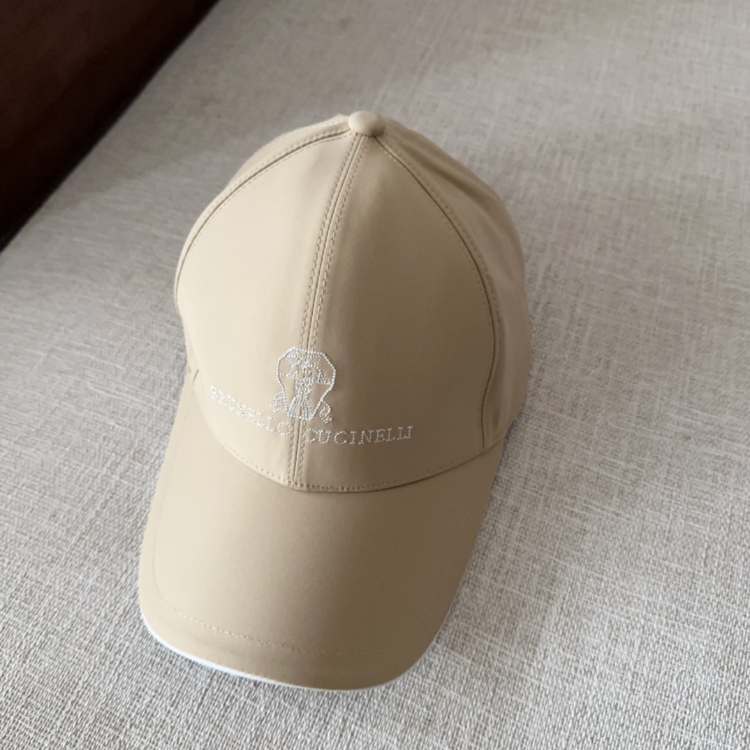 

brunello cucinelli布鲁内洛 •库奇内利  专柜新款高版本棒球帽，大牌同步，超好出货