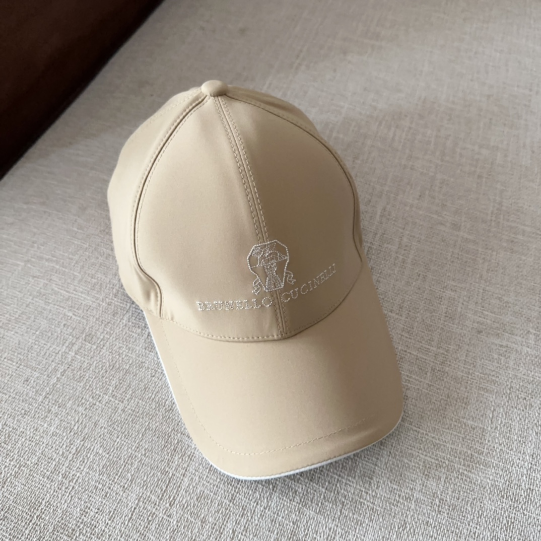 

brunello cucinelli布鲁内洛 •库奇内利  专柜新款高版本棒球帽，大牌同步，超好出货