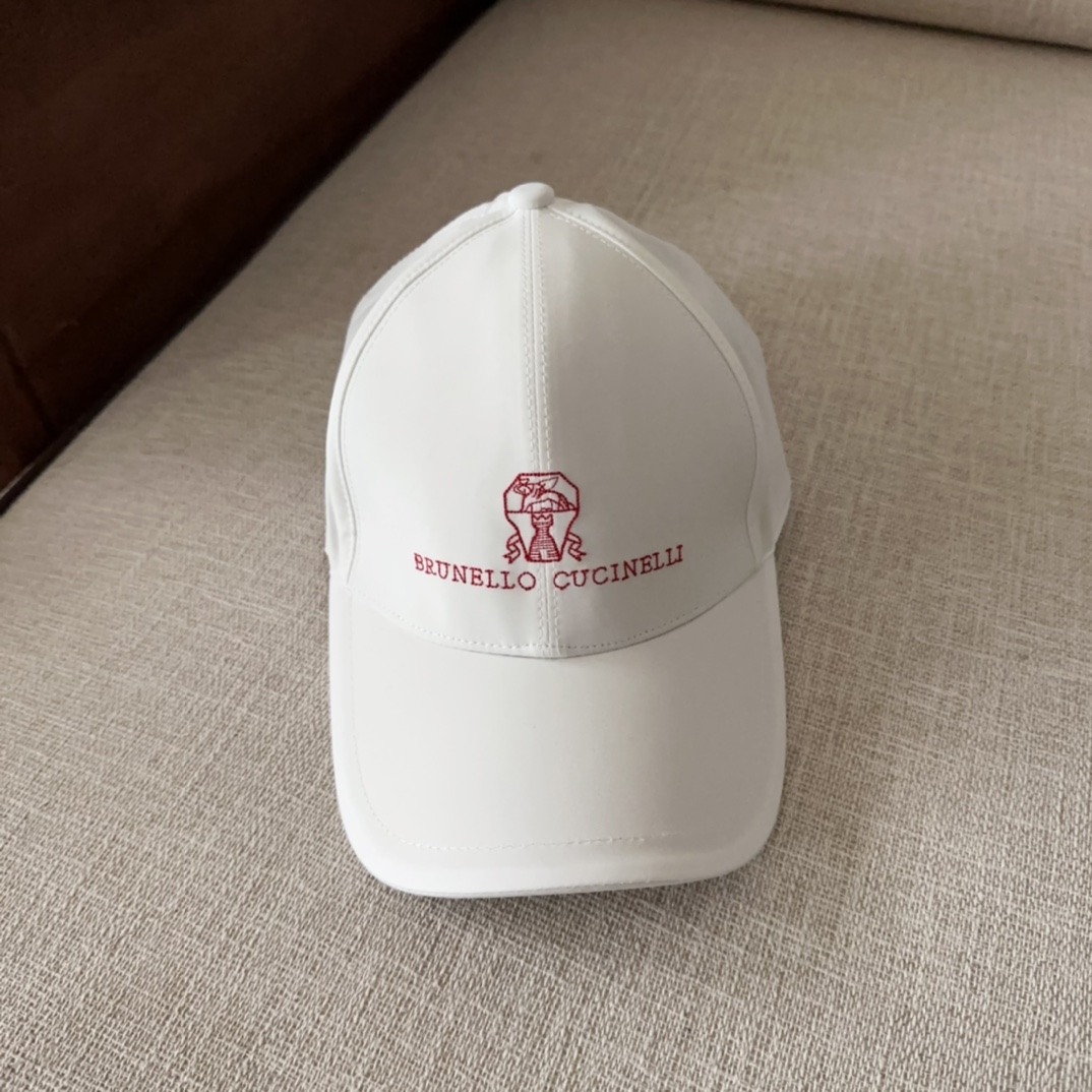 

brunello cucinelli布鲁内洛 •库奇内利  专柜新款高版本棒球帽，大牌同步，超好出货