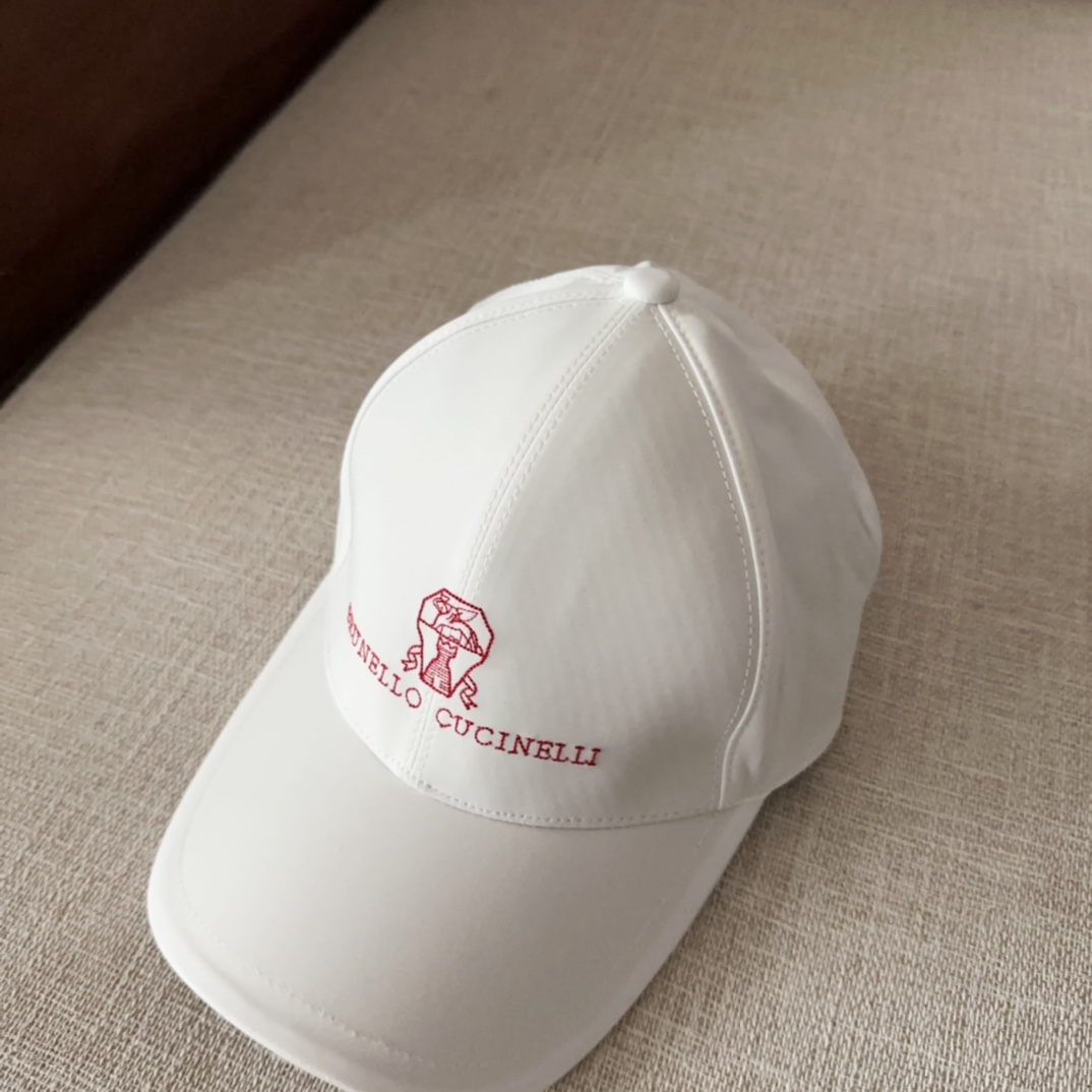 

brunello cucinelli布鲁内洛 •库奇内利  专柜新款高版本棒球帽，大牌同步，超好出货