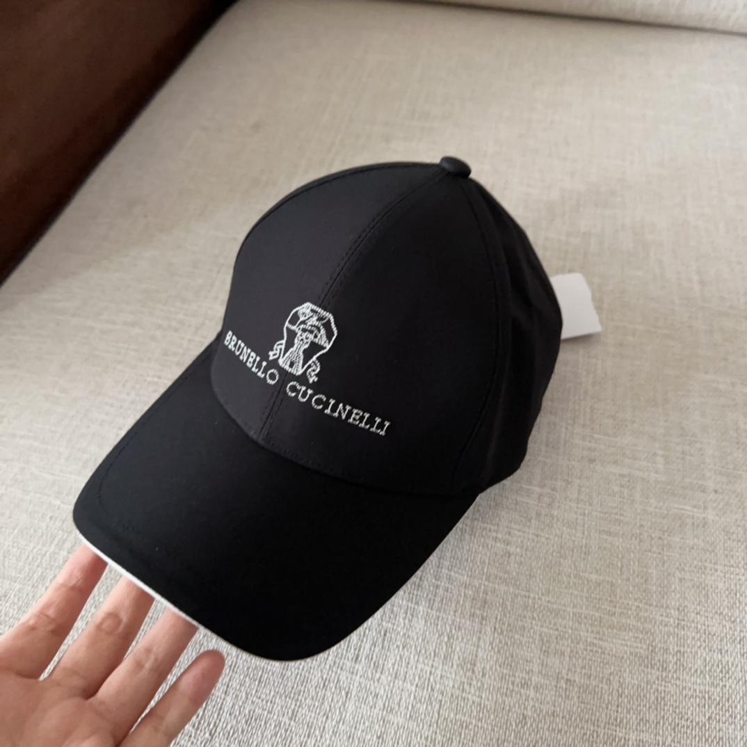 

brunello cucinelli布鲁内洛 •库奇内利  专柜新款高版本棒球帽，大牌同步，超好出货