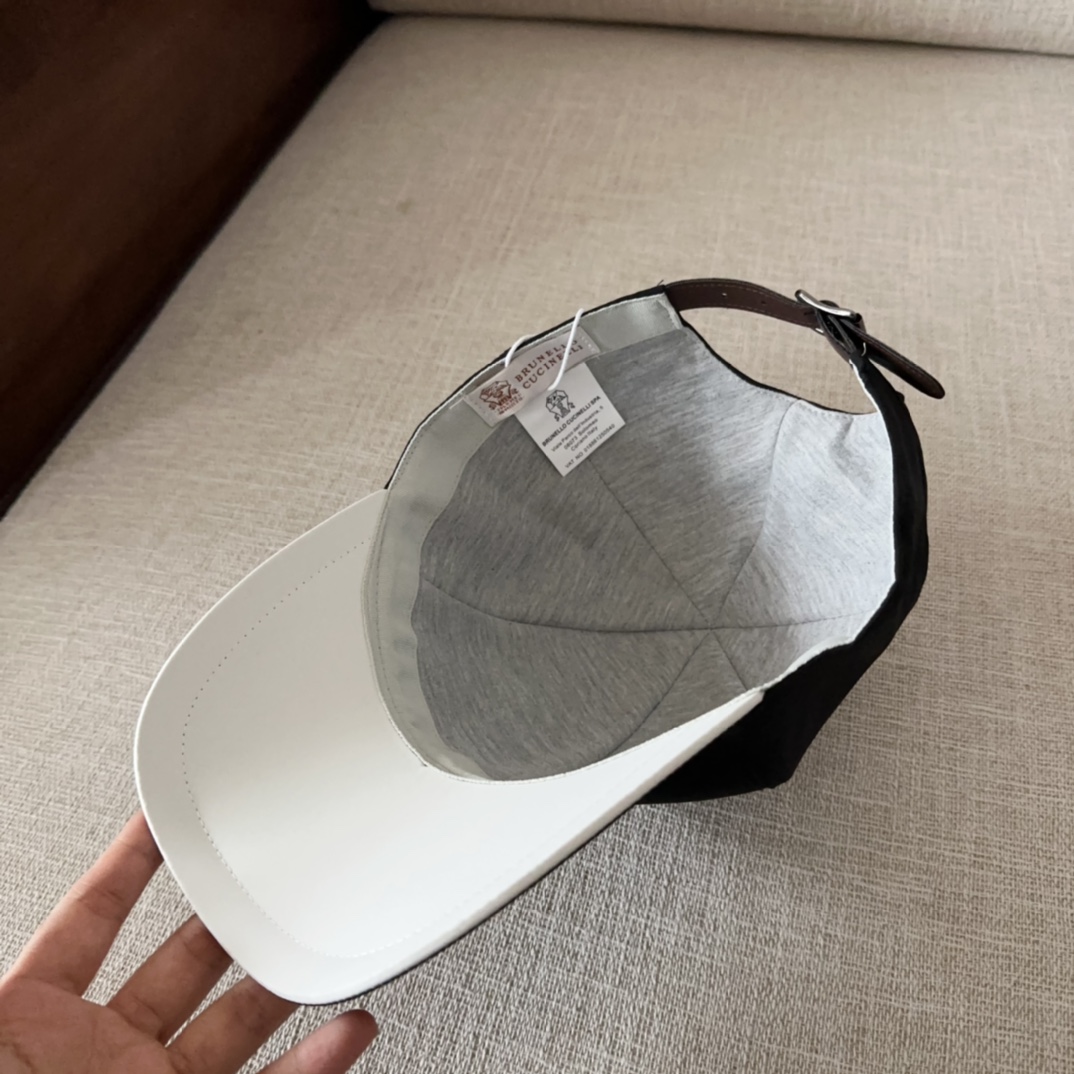 

brunello cucinelli布鲁内洛 •库奇内利  专柜新款高版本棒球帽，大牌同步，超好出货