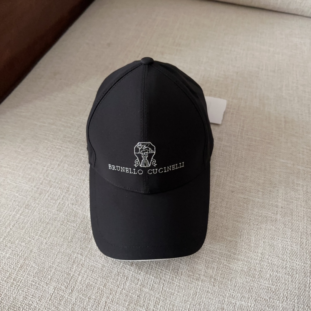 

brunello cucinelli布鲁内洛 •库奇内利  专柜新款高版本棒球帽，大牌同步，超好出货