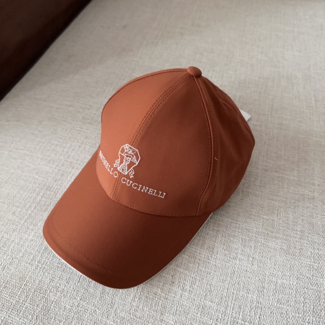 

brunello cucinelli布鲁内洛 •库奇内利  专柜新款高版本棒球帽，大牌同步，超好出货