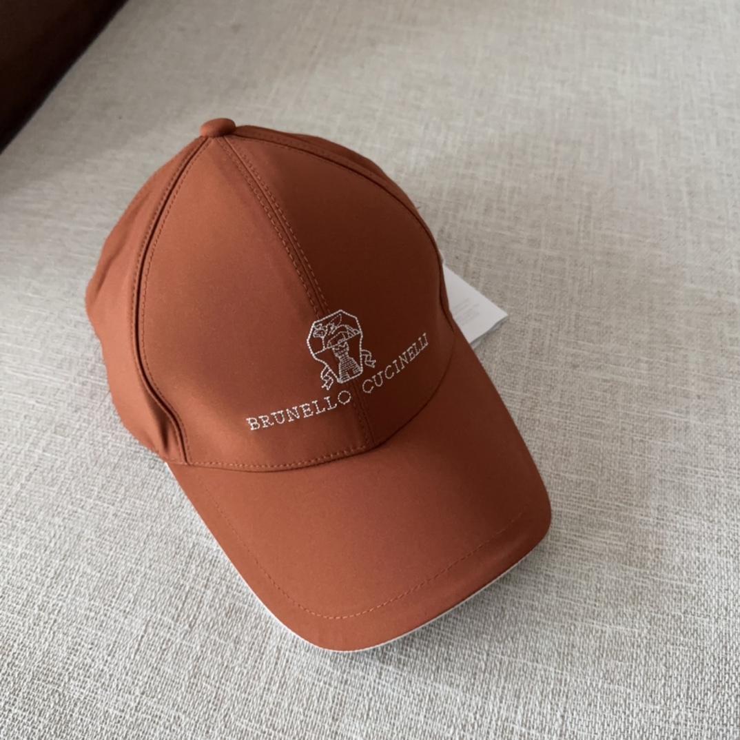 

brunello cucinelli布鲁内洛 •库奇内利  专柜新款高版本棒球帽，大牌同步，超好出货