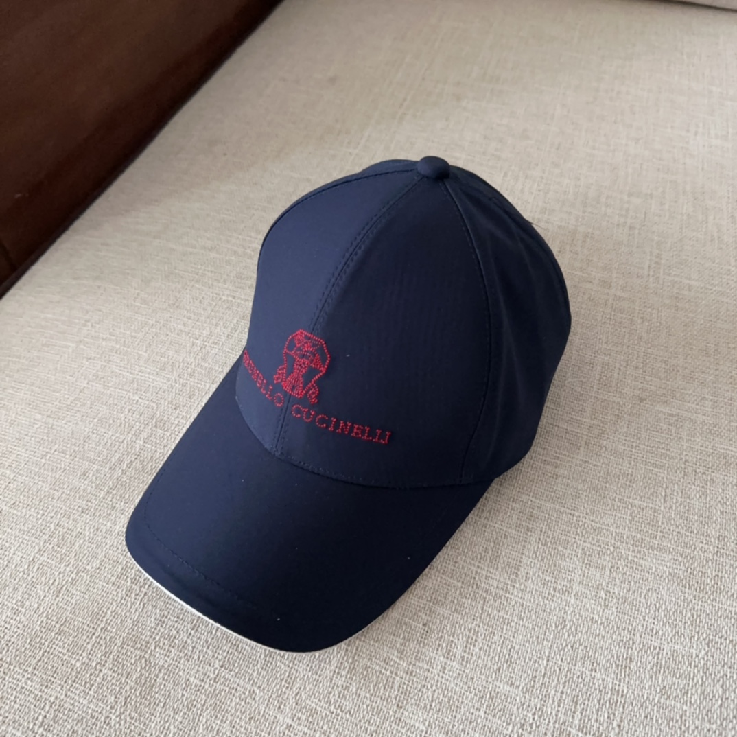 

brunello cucinelli布鲁内洛 •库奇内利  专柜新款高版本棒球帽，大牌同步，超好出货