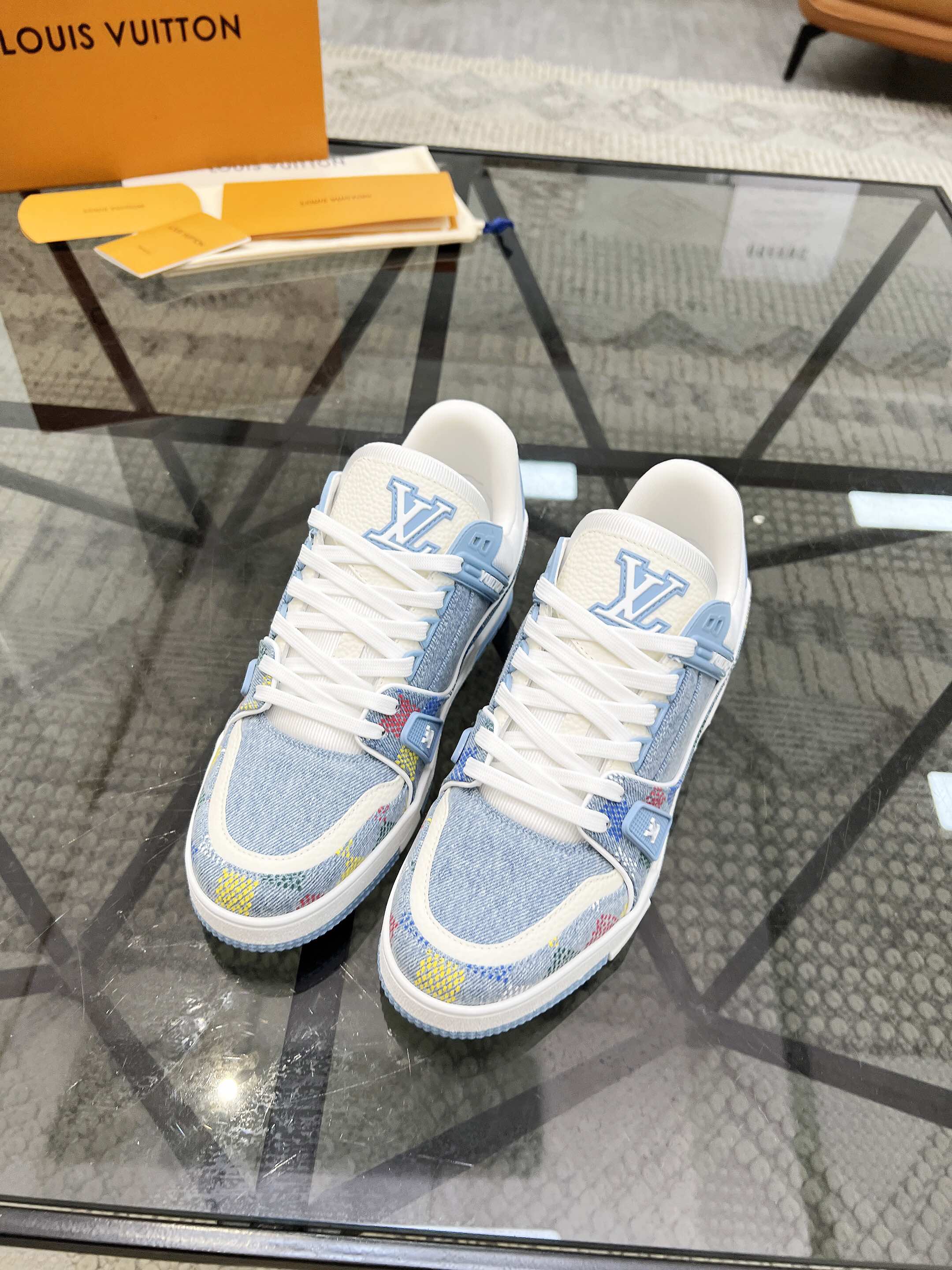 NO:221946,Brand LOUIS VUITTON original color matching code number 38-45 customized 46 price material Louis Vuitton new style men casual shoes!  High-quality Labon craft upper is made of cowhide with original material LV Comfortable breathable mesh cloth Neli mesh cloth footbed style Simple and atmospheric LV original outsole, Louis Vuitton, louis vuitton, louis vuitton, louis vuitton, louis vuitton, cowhide19860909品牌LOUIS VUITTON 颜色原版配色 码数38-45定做46 价格 材质路易威登新款 男士 休闲鞋！高品质拉邦工艺鞋面采用牛皮搭配原版材质LV 舒适透气网布内里网布垫脚版型时尚 简单大气LV原版大底,路易威登,louis vuitton,louis vuitton,louis vuitton,cowhide,Men's shoes