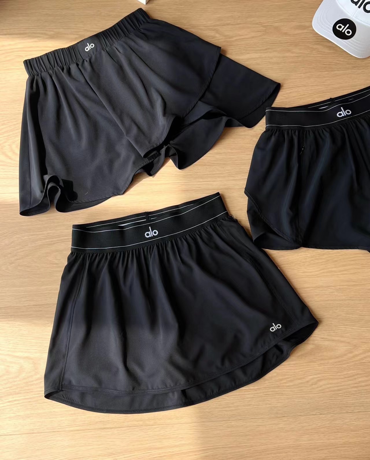 ALO Yoga Black Tennis Skirt | High-Performance Running Shorts - Sizes S, M, L 4 i1741409132 2950 2