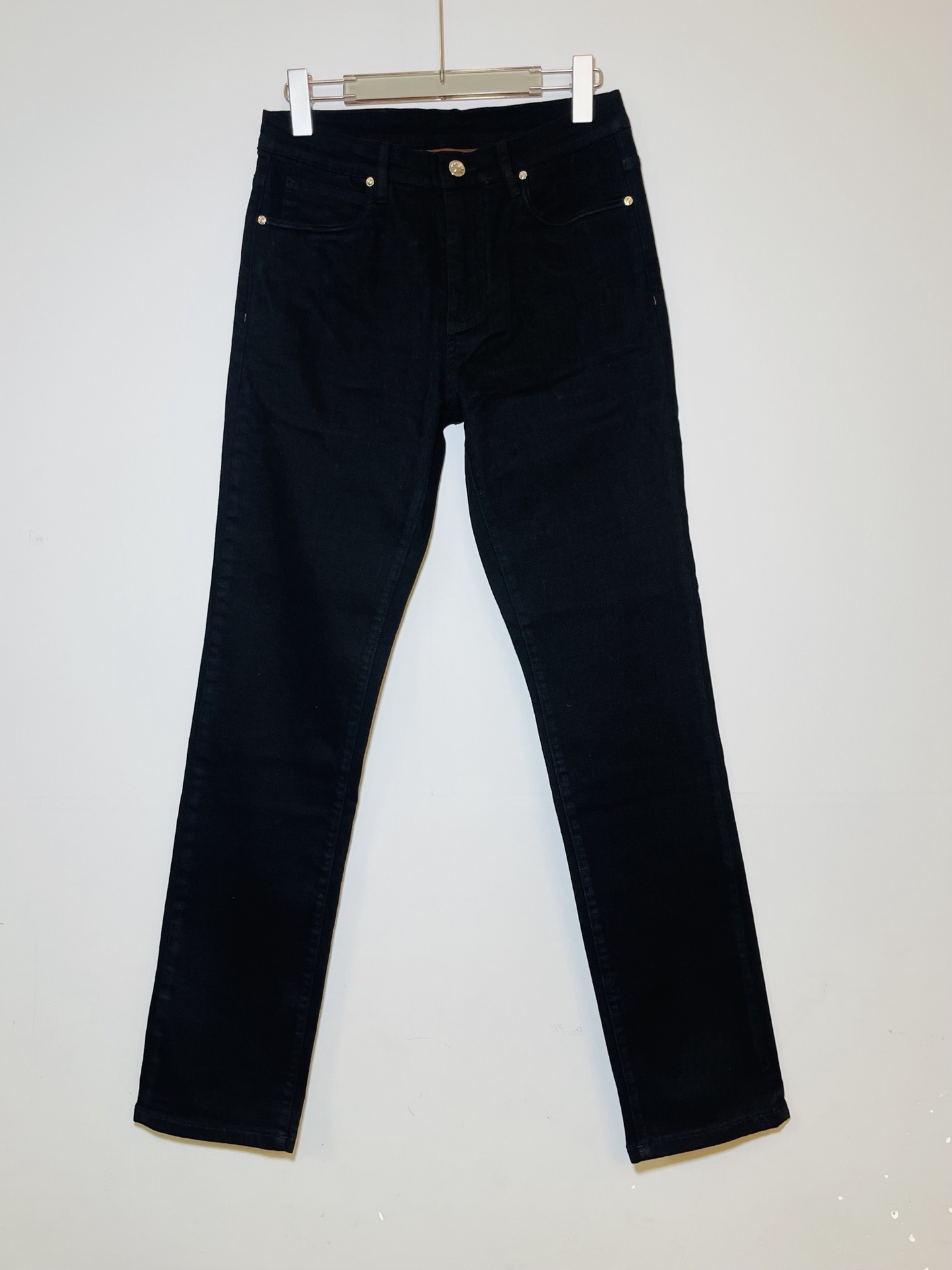 NO:152148,New LP black apricot two-color men's jeans elastic small straight model #2841 yards 29 30 31 32 33 34 36 38,,loro piano,jeans,alexander wang19860909新款 LP黑杏两色男装牛仔裤 弹力 小直筒 型号＃2841 码数 29 30 31 32 33 34 36 38,,loro piana,jeans,alexander wang,Men's clothing