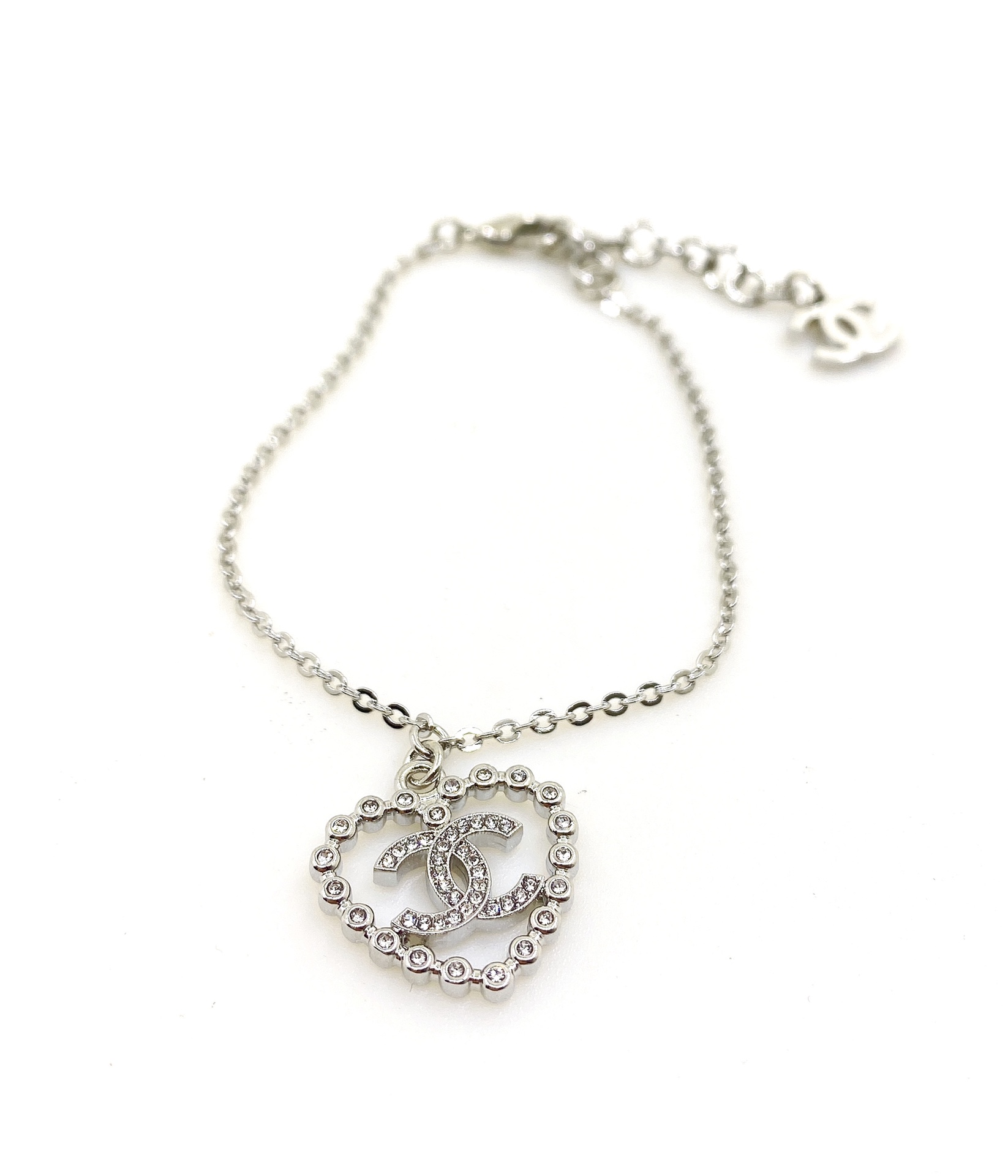 NO:107355,ch*nel latest platinum hollow love bracelet] consistent ZP brass material, jewelry quality, bracelet19860909ch*nel 最新款白金镂空爱心手链】一致ZP黄铜材质,饰品精品,bracelet,Jewelry