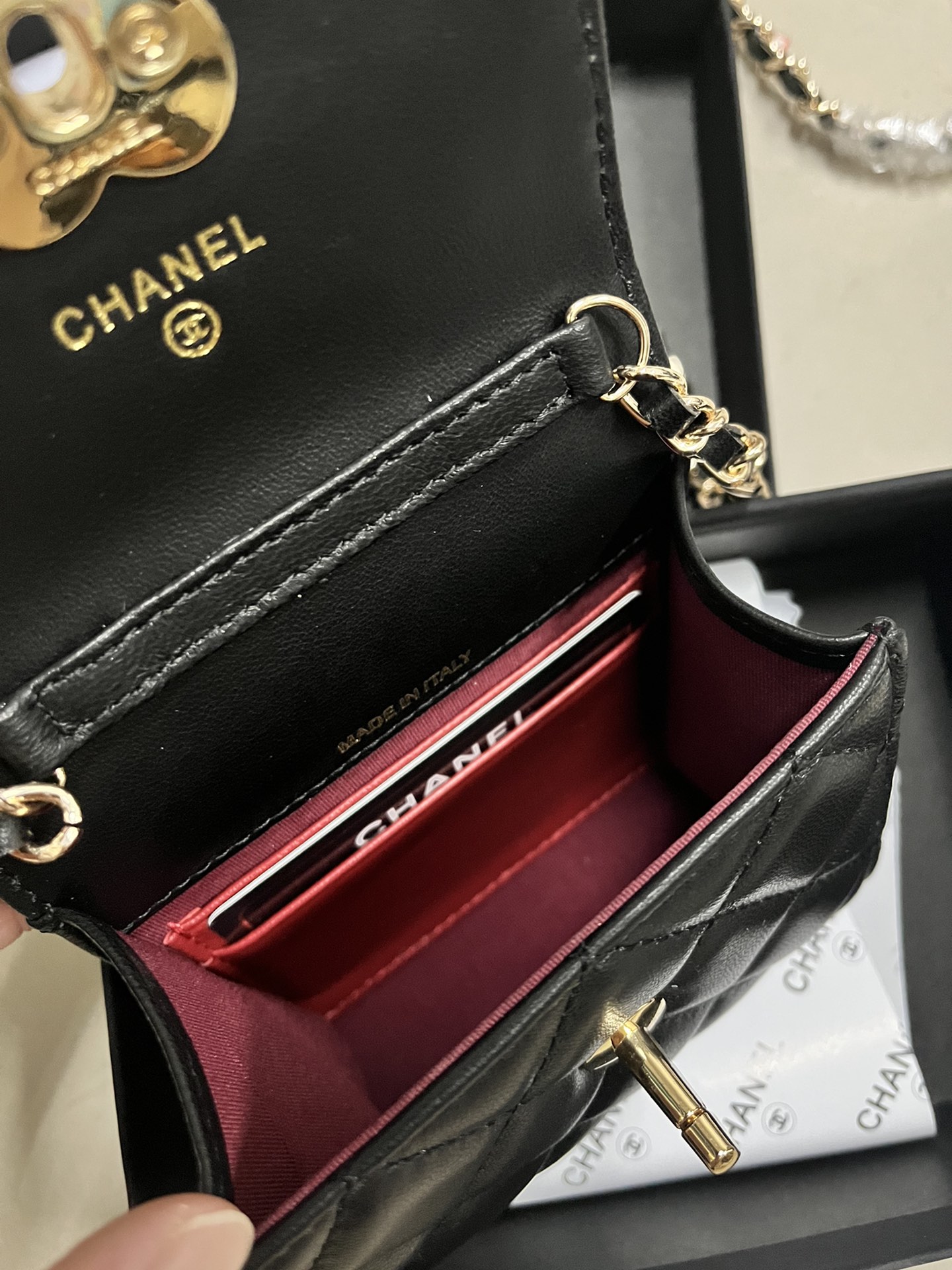 Chanel香奈儿小包 羊皮製 高品質 金扣モデル