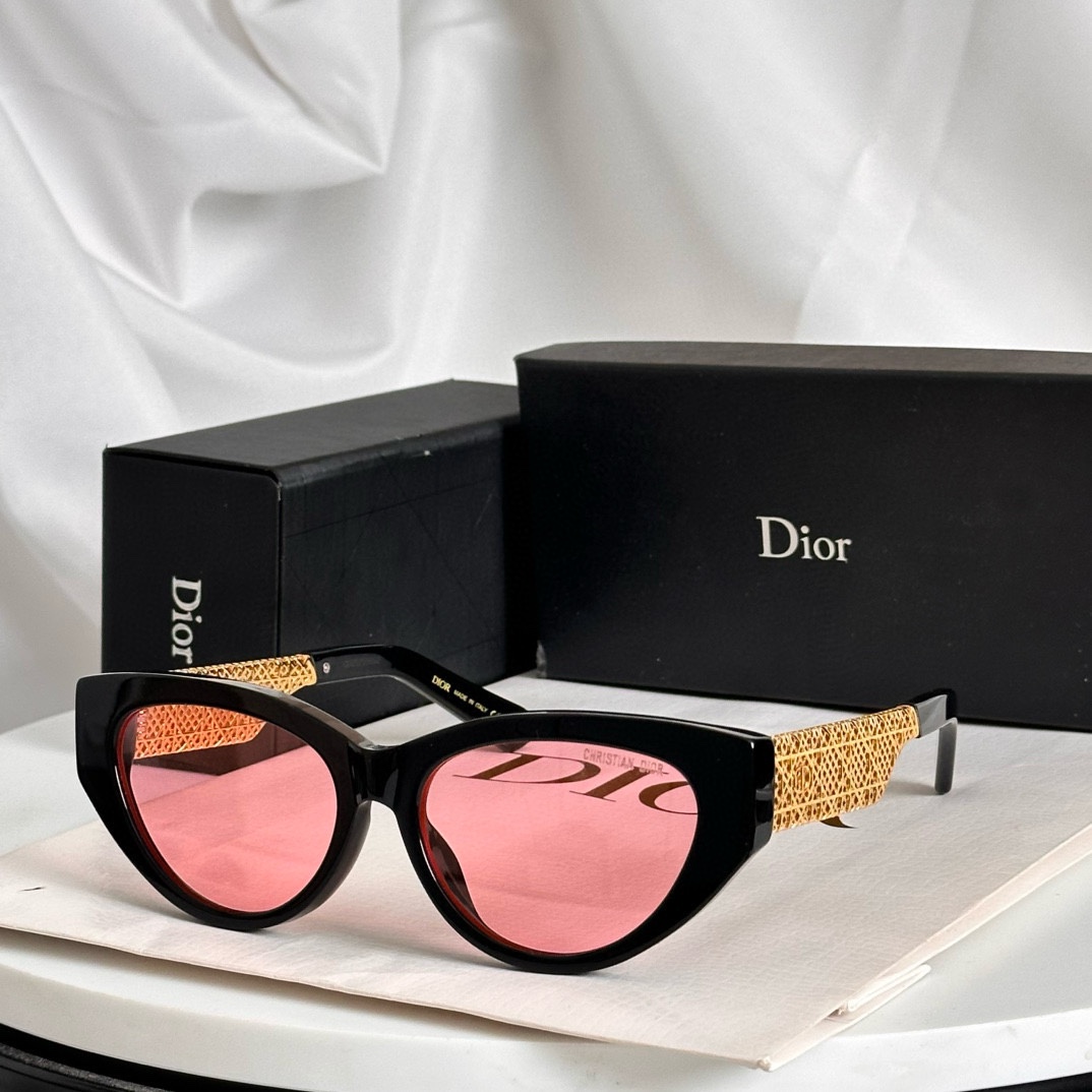  ‼️到货 新款 到货 DIO*  官网
MODEL：DioRésille B1L
SIZE：56-17
