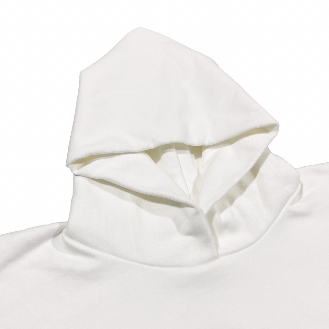 Fashion Collaboration: kanyeyeyezy x Gosha HD-01 Velvet Collection in White, Gray, and Black - 图片 8